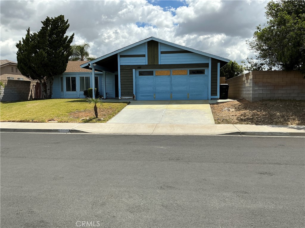 Fontana, California, 92336, United States, 3 Bedrooms Bedrooms, ,2 BathroomsBathrooms,Residential,For Sale,2048101
