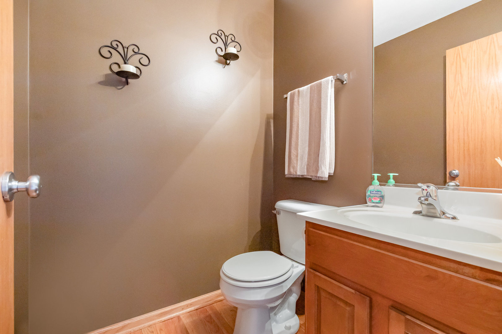 New Lenox, Illinois, 60451, United States, 4 Bedrooms Bedrooms, ,4 BathroomsBathrooms,Residential,For Sale,1983658