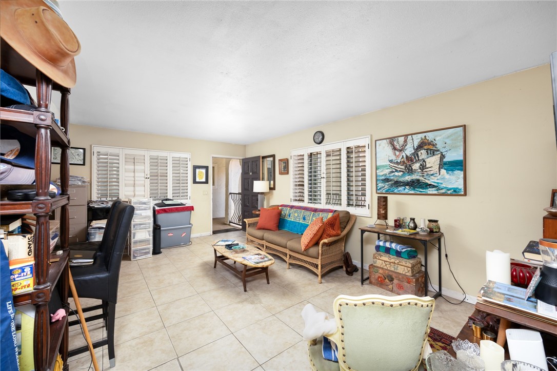 Laguna Beach, California, 92651, United States, 2 Bedrooms Bedrooms, ,3 BathroomsBathrooms,Residential,For Sale,1805517