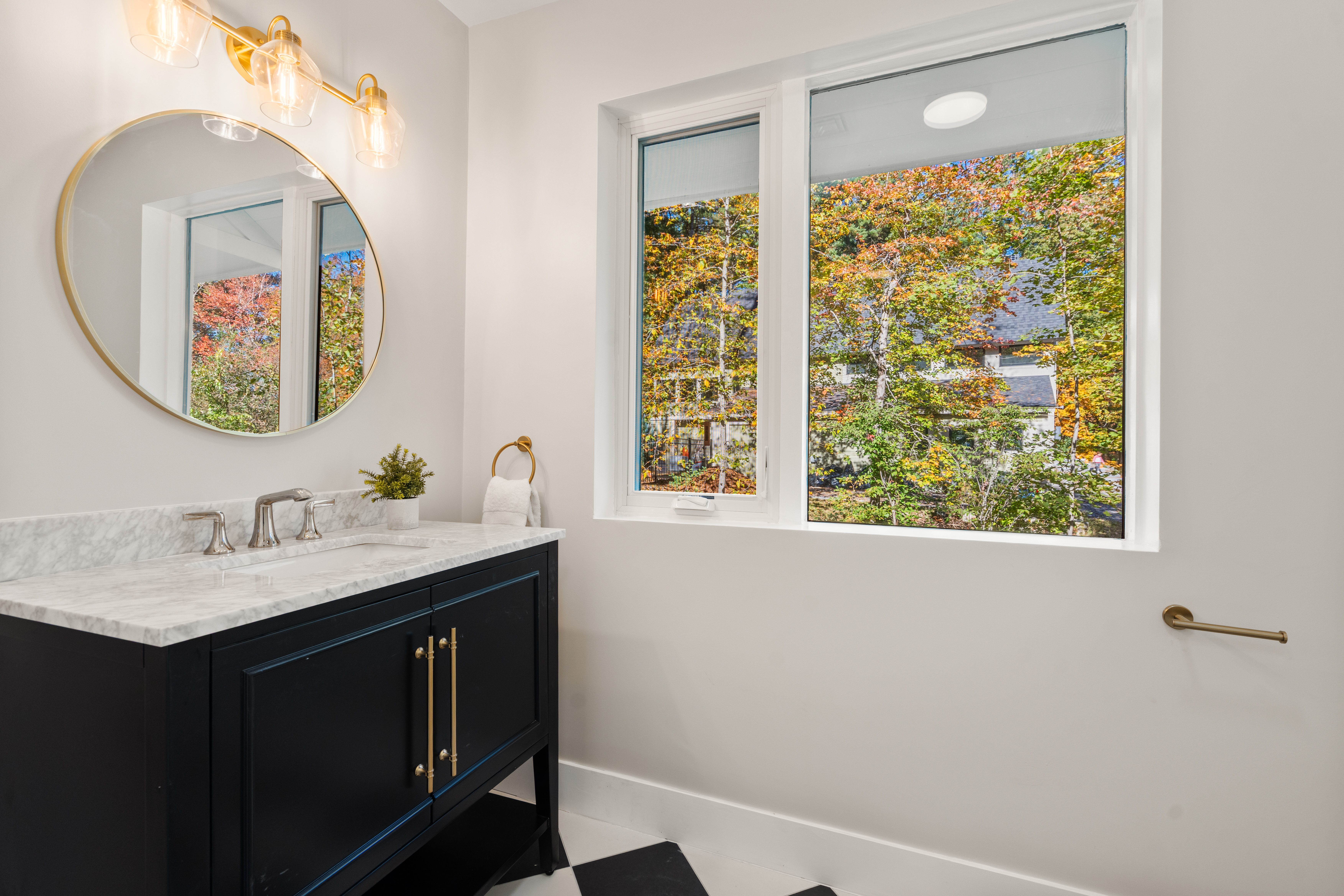 8 Irene Road, Bedford, MA, 01730 - 物件實景