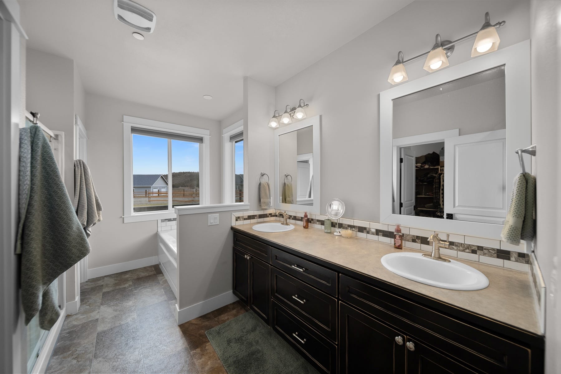  8933 NW Elizabeth Way Prineville, OR 97754 - 物件實景
