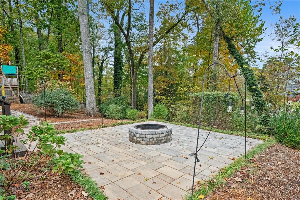 Marietta, Georgia, 30066, United States, 4 Bedrooms Bedrooms, ,3 BathroomsBathrooms,Residential,For Sale,1986334