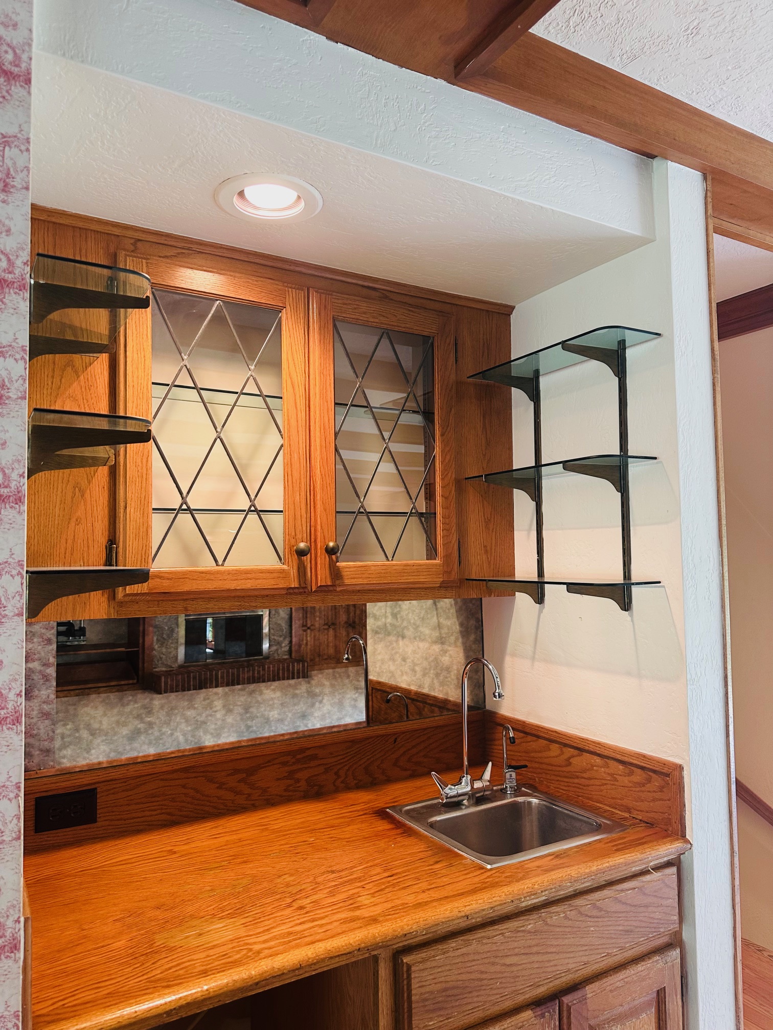 Enid, Oklahoma, 73703, United States, 5 Bedrooms Bedrooms, ,5 BathroomsBathrooms,Residential,For Sale,1981686