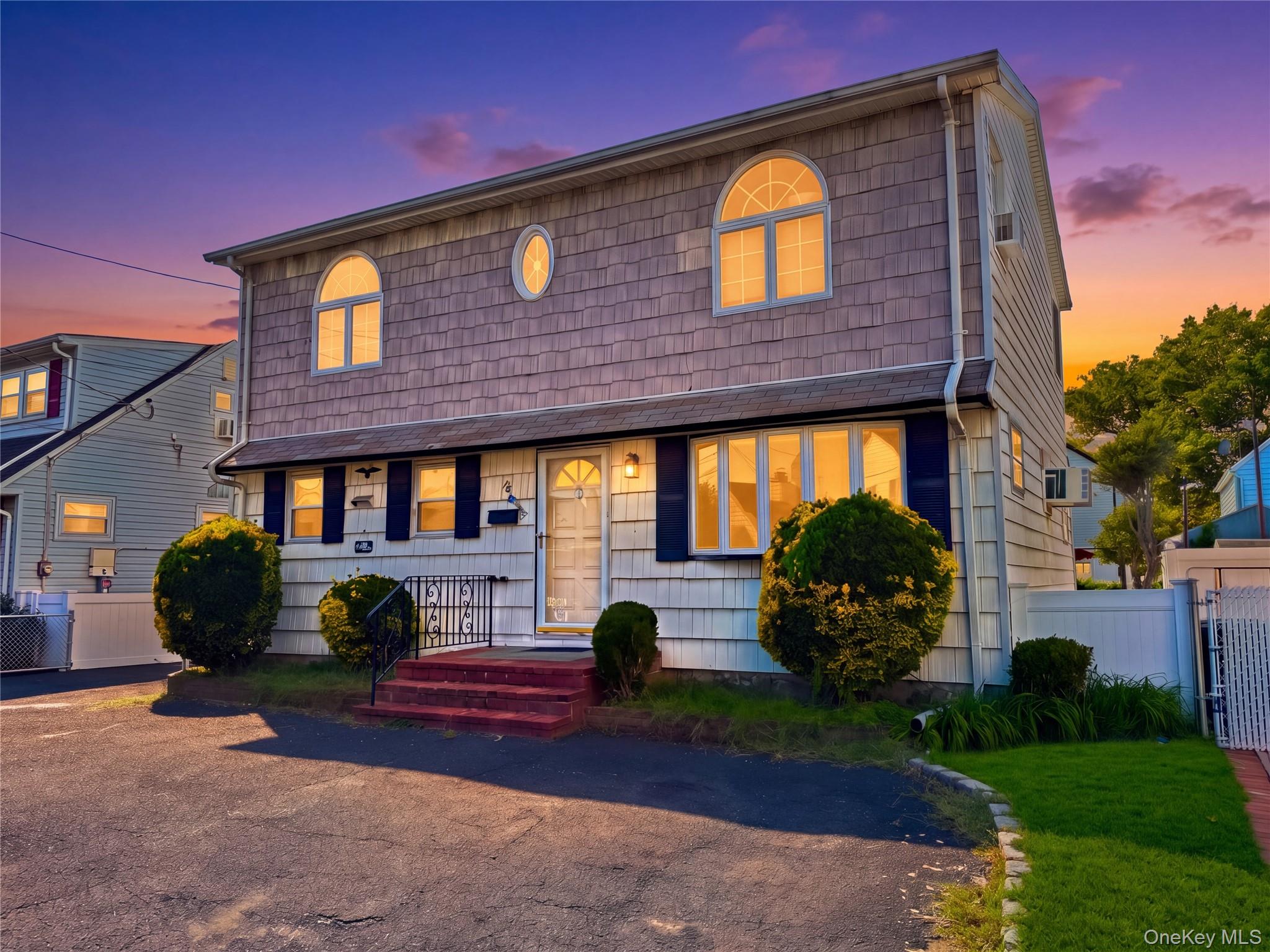 Gates Ave, Valley Stream, NY 11580