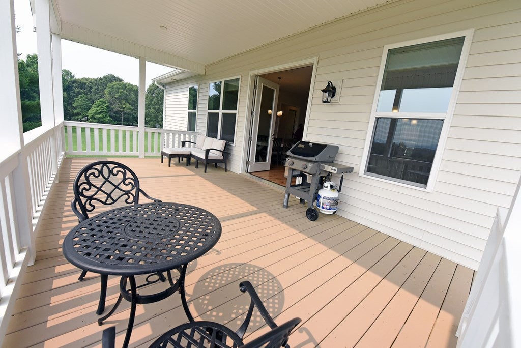 Blairsville, Georgia, 30512, United States, 3 Bedrooms Bedrooms, ,3 BathroomsBathrooms,Residential,For Sale,1846972