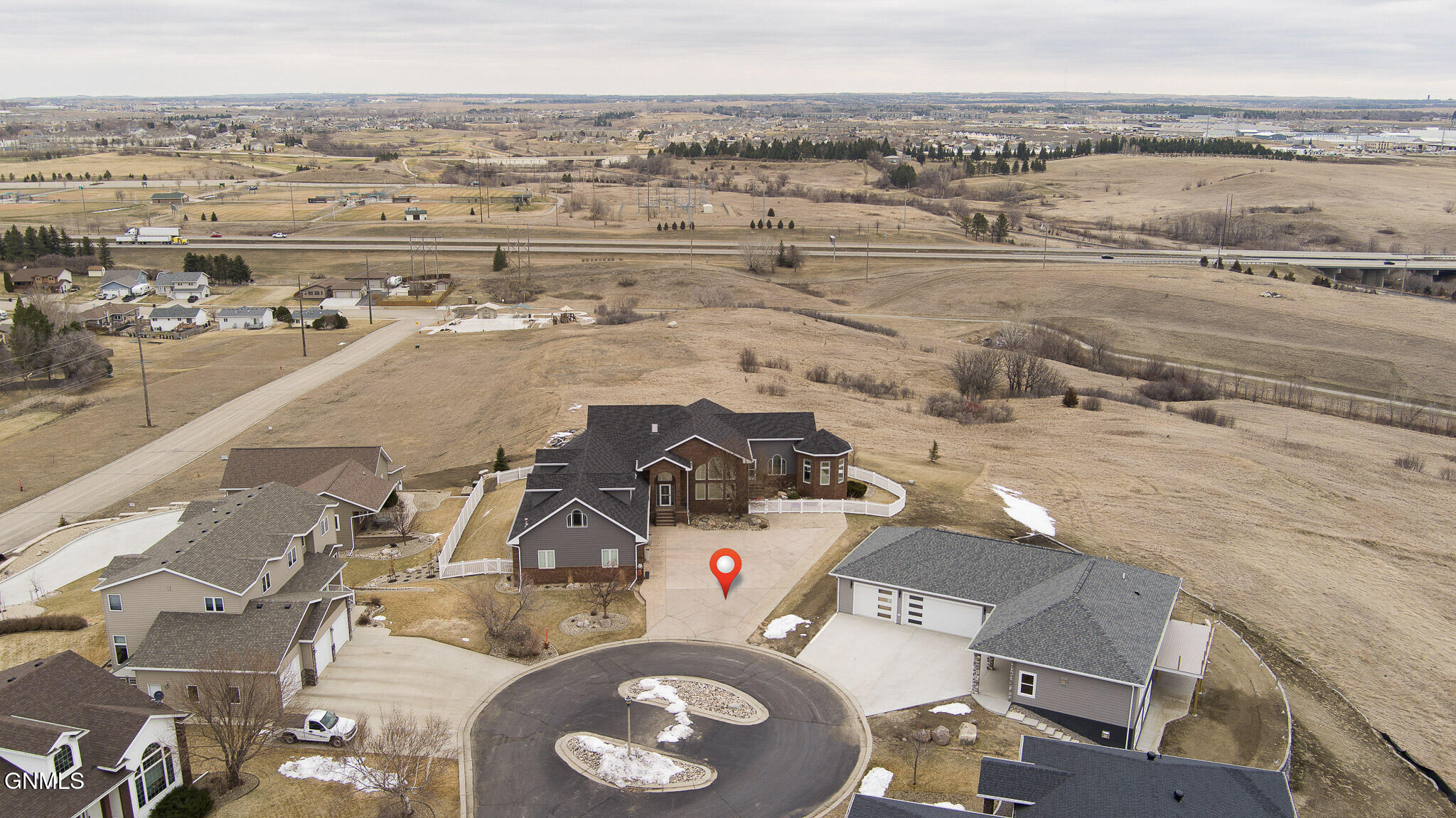 Bismarck, North Dakota, 58501, United States, 4 Bedrooms Bedrooms, ,4 BathroomsBathrooms,Residential,For Sale,2038873