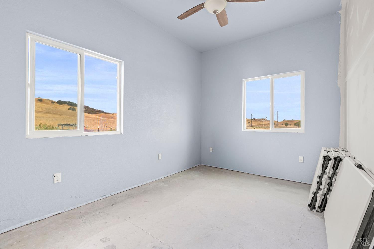 Vacaville, California, 95688, United States, 3 Bedrooms Bedrooms, ,2 BathroomsBathrooms,Residential,For Sale,1982047