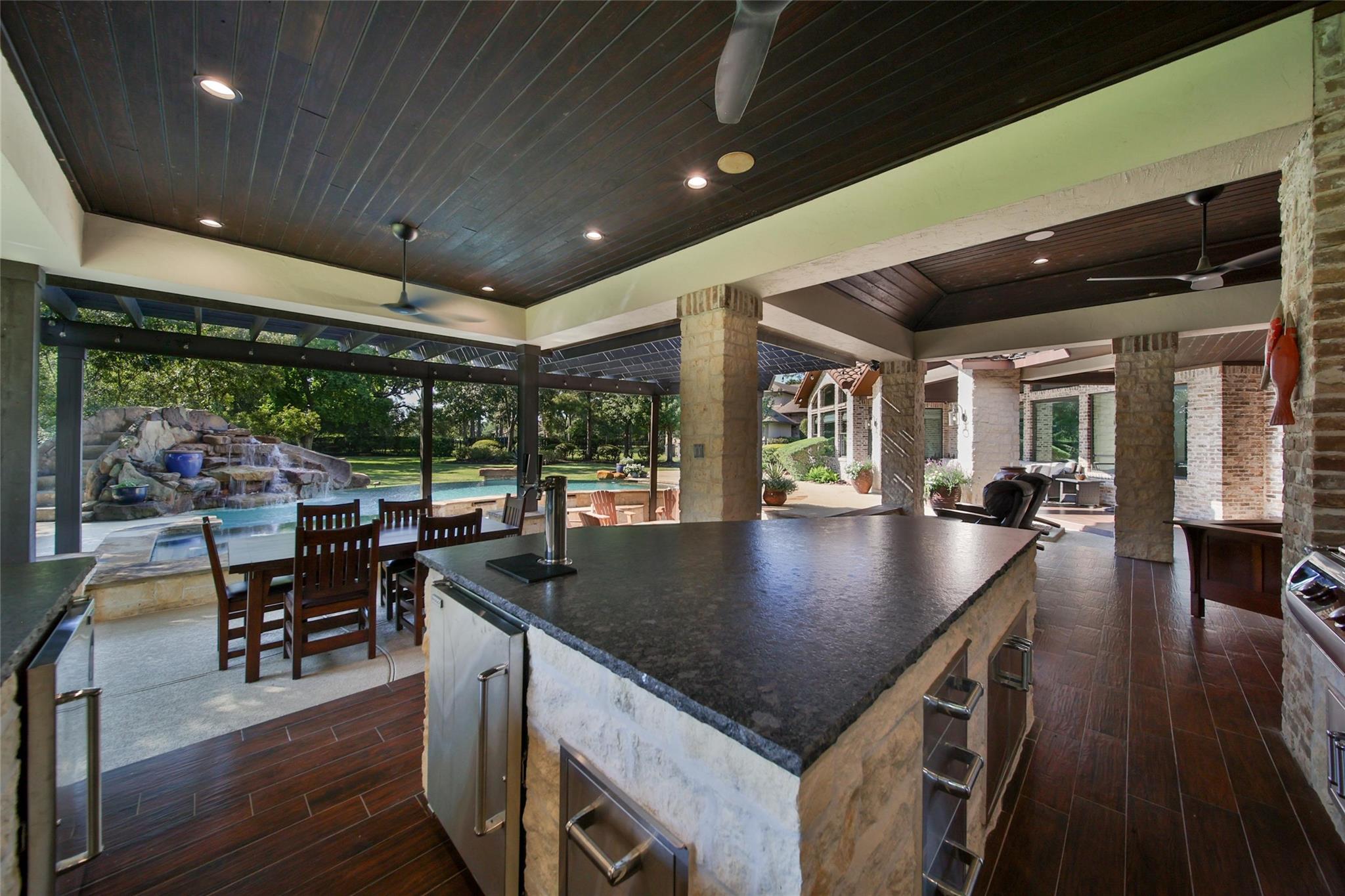 Spring, Texas, 77379, United States, 5 Bedrooms Bedrooms, ,6 BathroomsBathrooms,Residential,For Sale,2006186