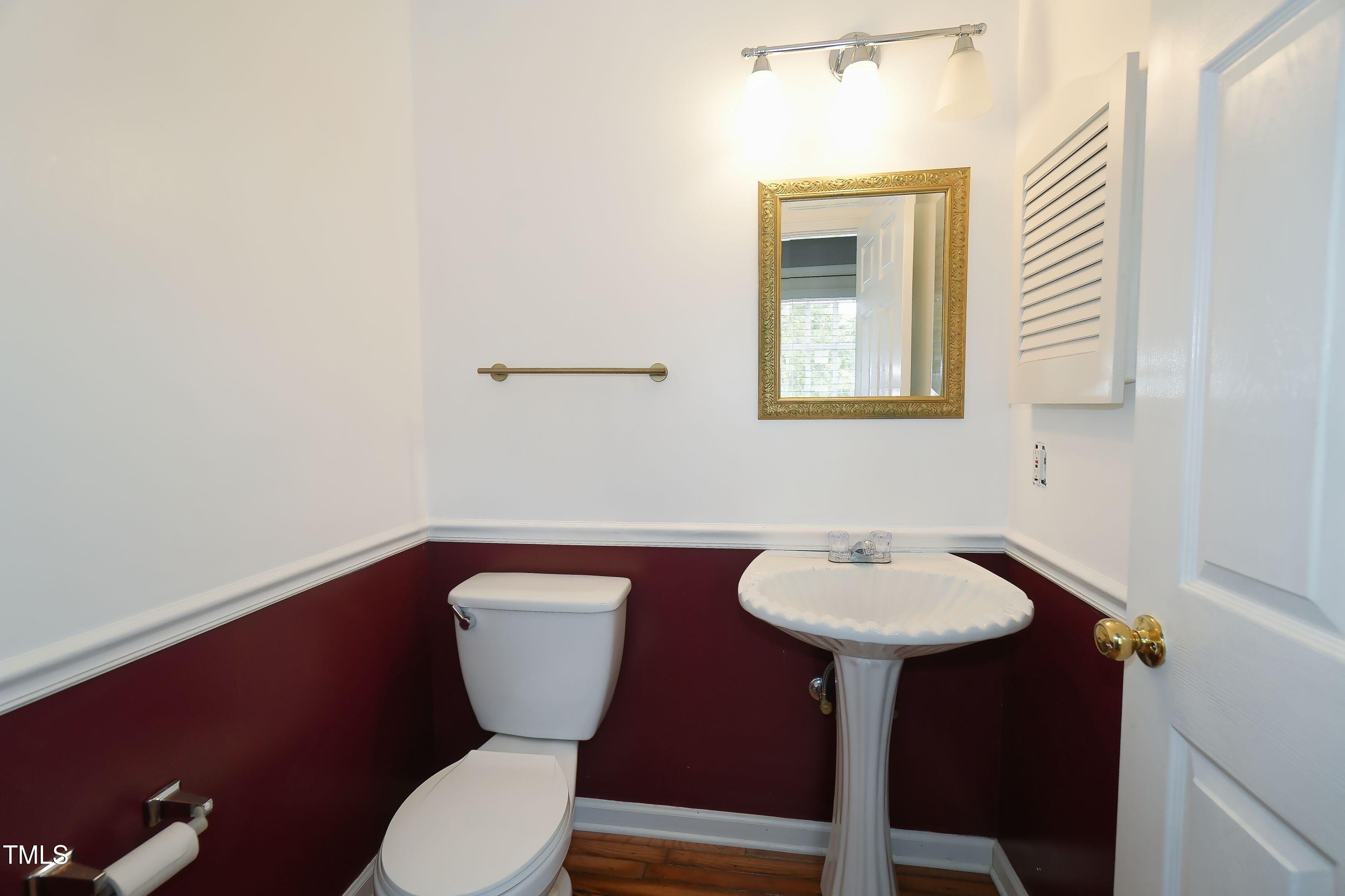 Hillsborough, North Carolina, 27278, United States, 3 Bedrooms Bedrooms, ,3 BathroomsBathrooms,Residential,For Sale,1902432