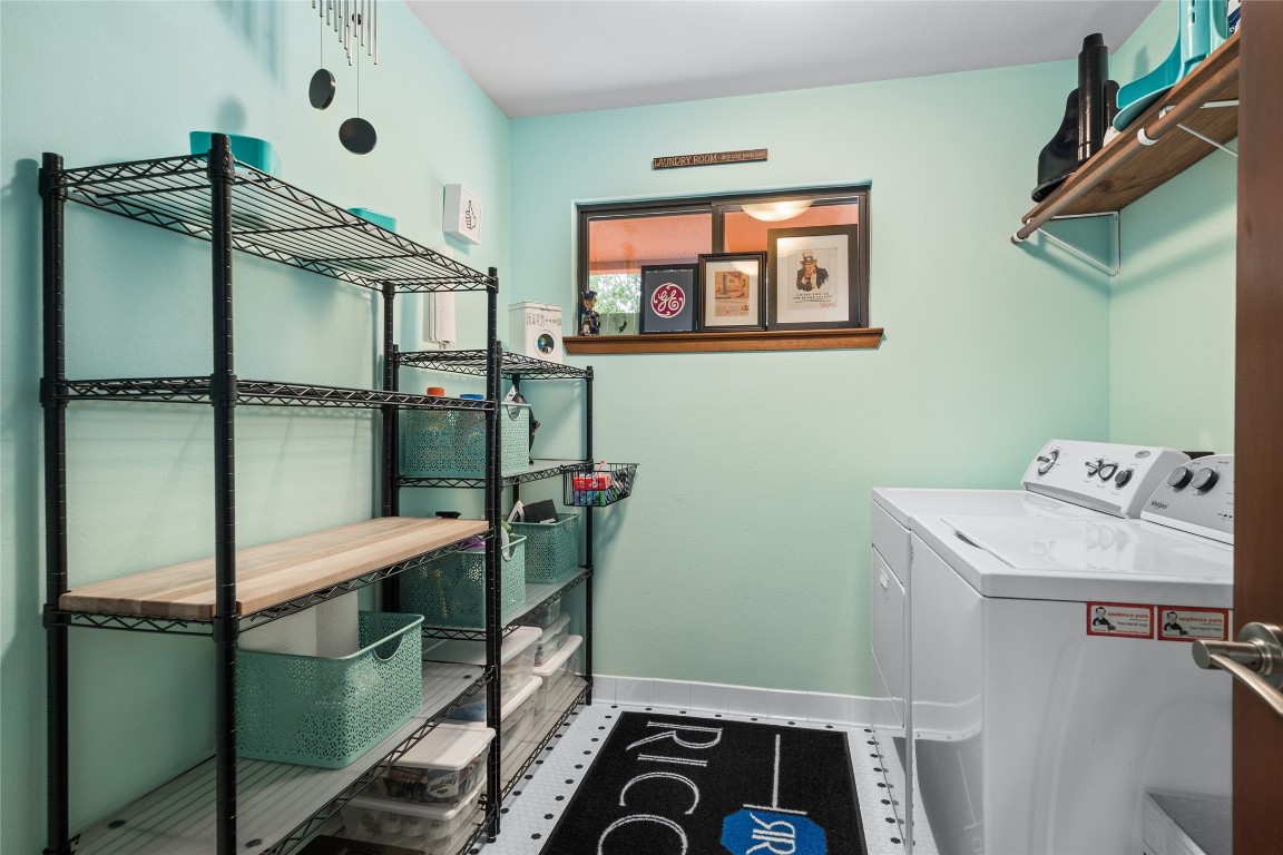 Dripping Springs, Texas, 78620, United States, 3 Bedrooms Bedrooms, ,2 BathroomsBathrooms,Residential,For Sale,1752419