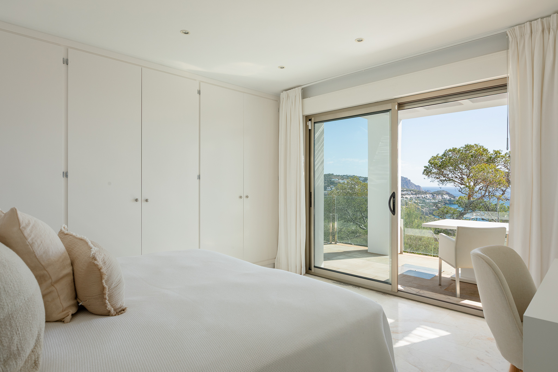  Mediterranean villa with sea views in Ibiza - 物件實景