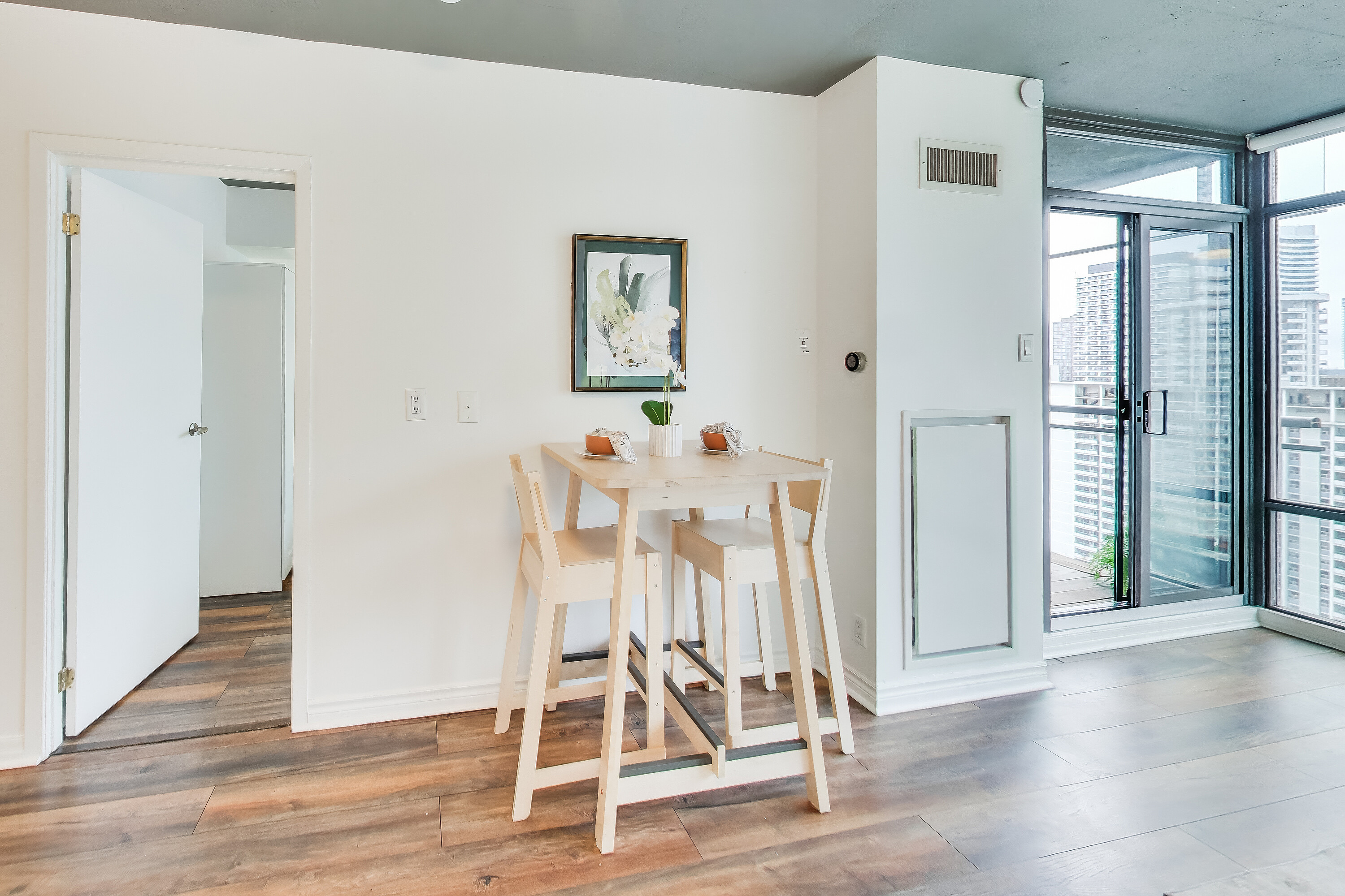  Modern Condo Living - 物件實景
