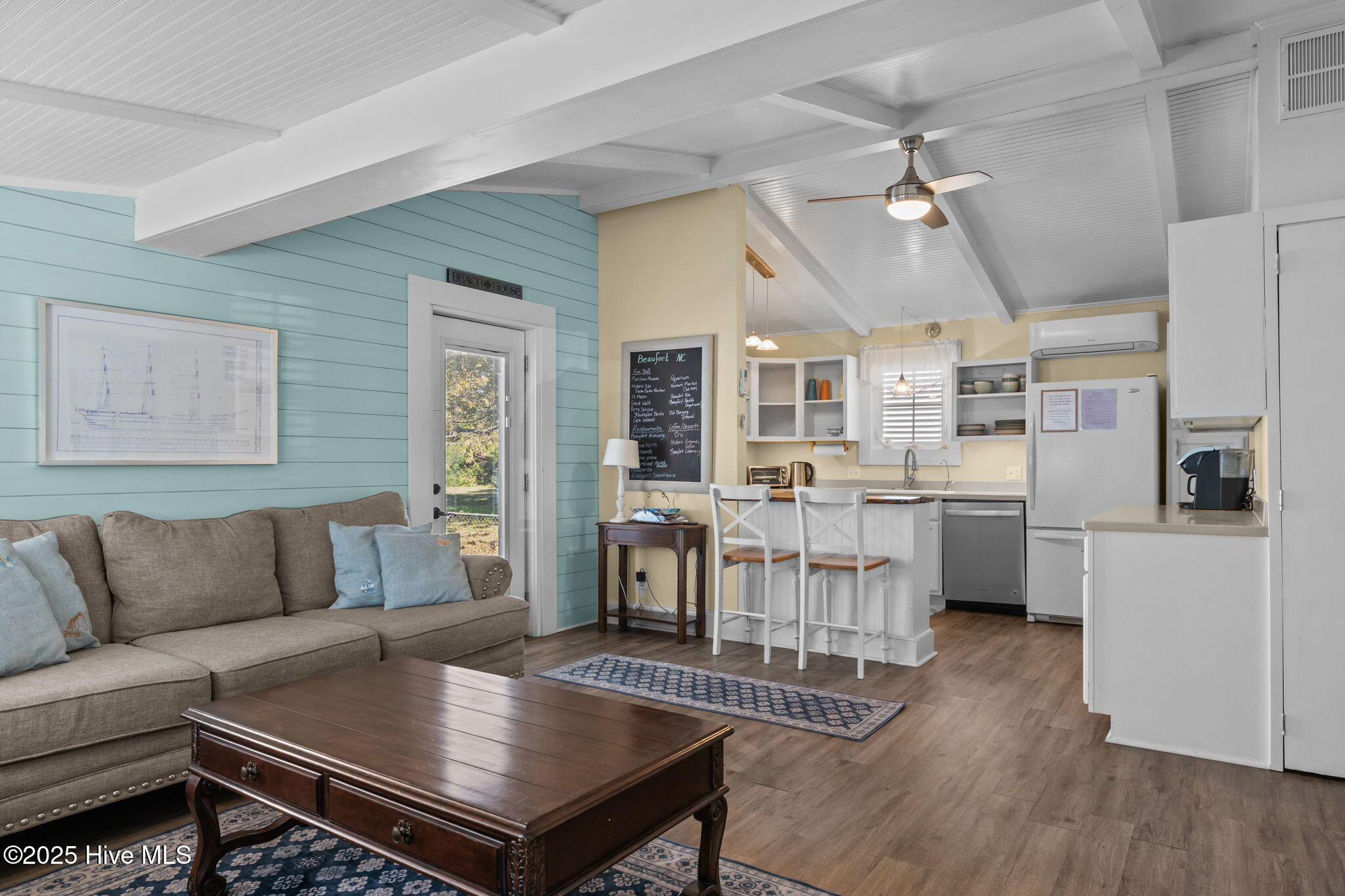 Beaufort, North Carolina, 28516, United States, 3 Bedrooms Bedrooms, ,2 BathroomsBathrooms,Residential,For Sale,1994463