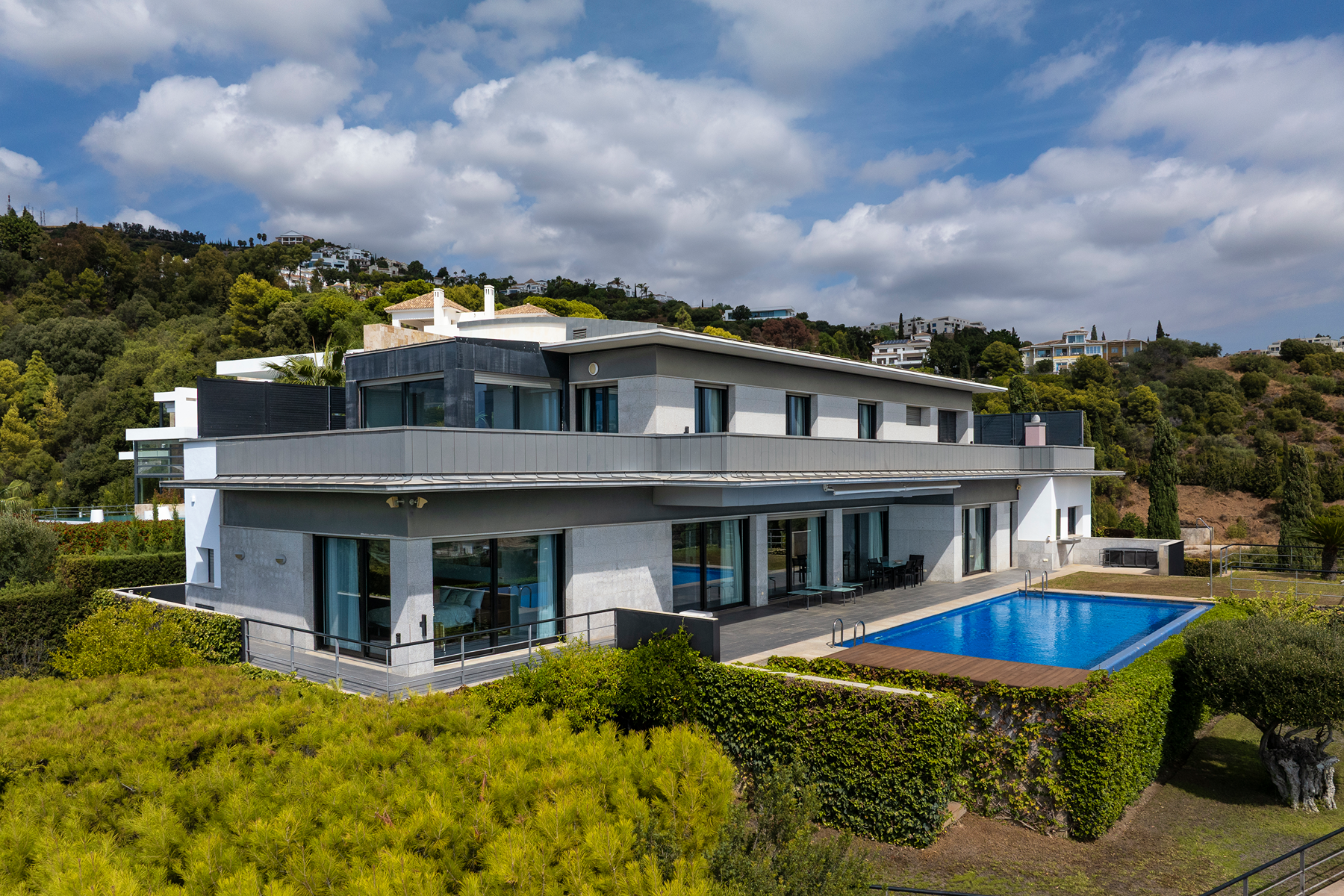  A modernist villa with captivating panoramic views - 物件實景