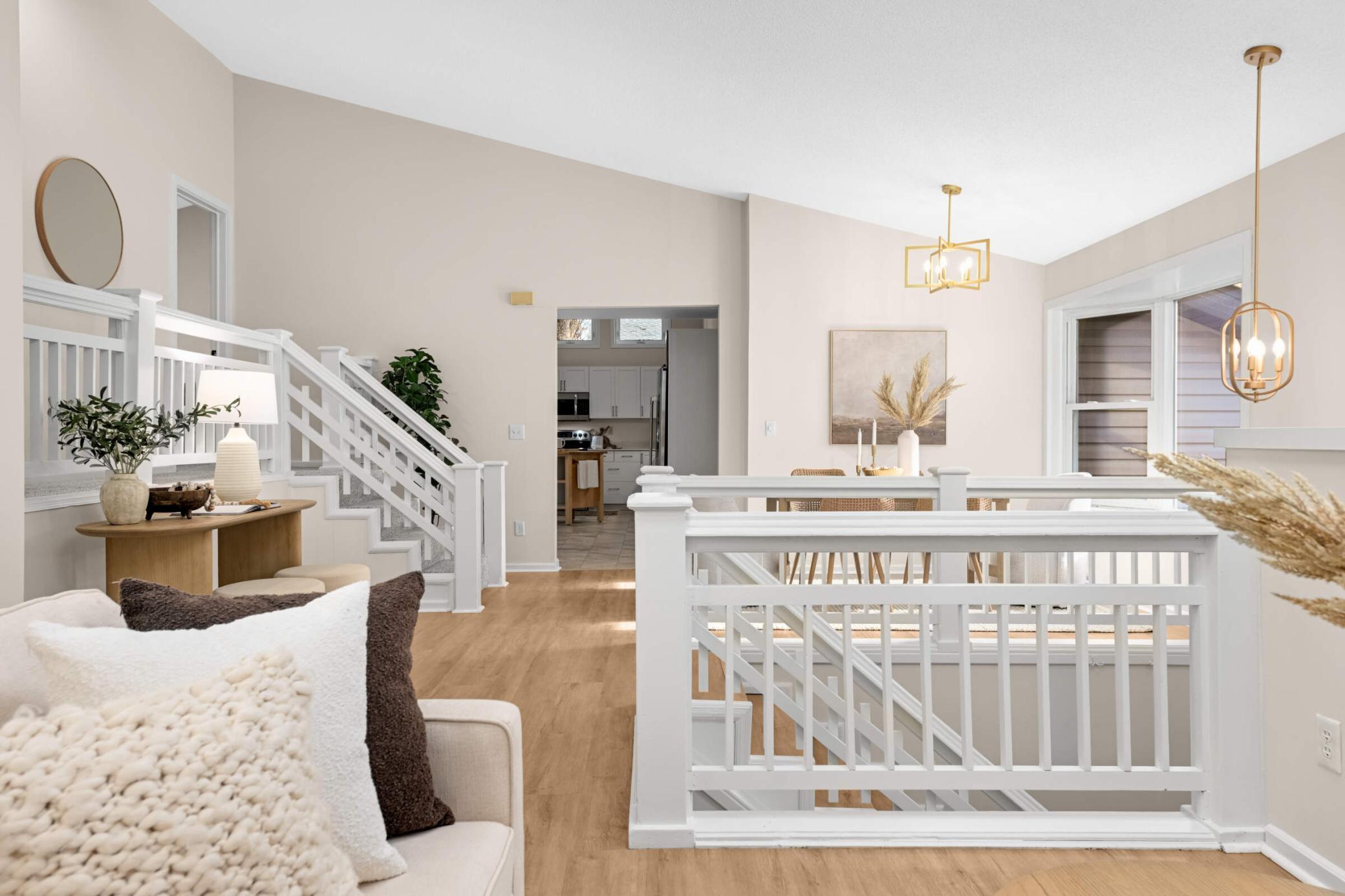 Vadnais Heights, Minnesota, 55127, United States, 4 Bedrooms Bedrooms, ,2 BathroomsBathrooms,Residential,For Sale,1993566