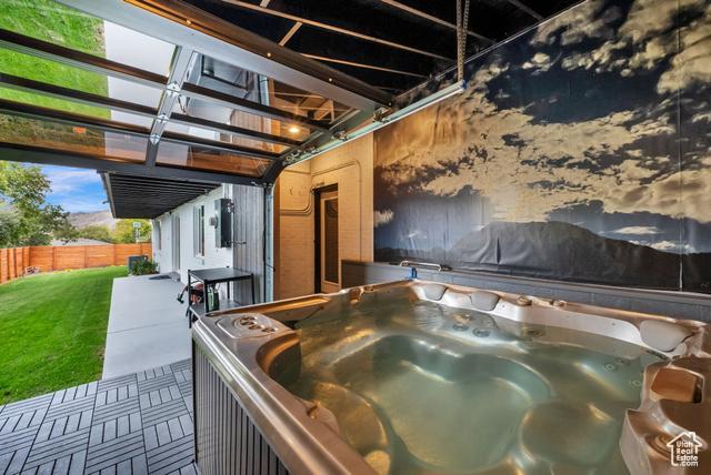 Salt Lake City, Utah, 84124, United States, 4 Bedrooms Bedrooms, ,4 BathroomsBathrooms,Residential,For Sale,1982621