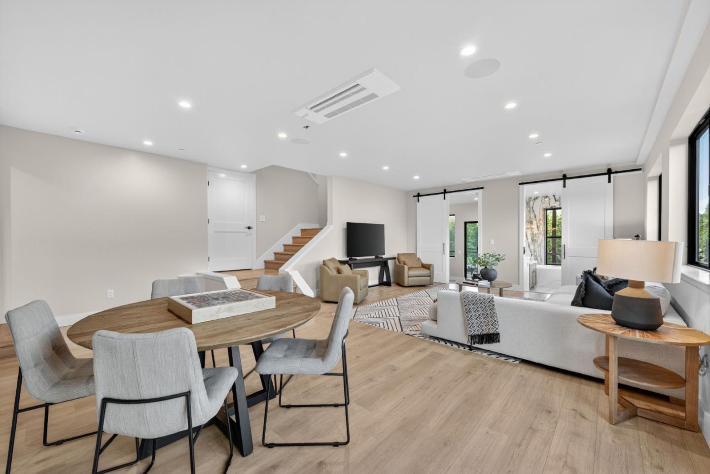 Boulder Creek, California, 95006, United States, 5 Bedrooms Bedrooms, ,4 BathroomsBathrooms,Residential,For Sale,1991450