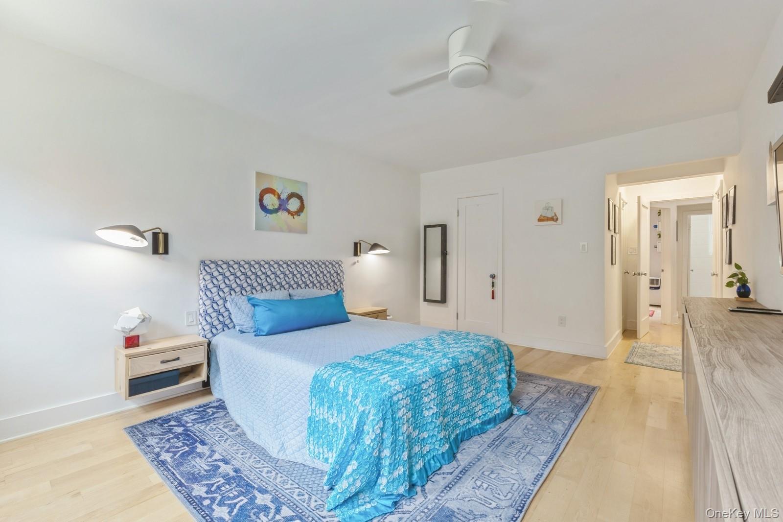 Forest Hills, New York, 11375, United States, 2 Bedrooms Bedrooms, ,2 BathroomsBathrooms,Residential,For Sale,1967778