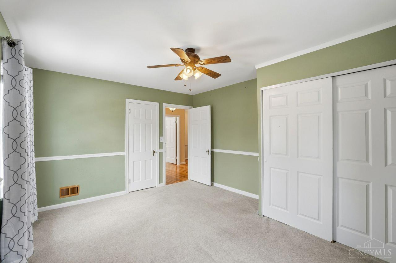 Cincinnati, Ohio, 45209, United States, 3 Bedrooms Bedrooms, ,4 BathroomsBathrooms,Residential,For Sale,2003338