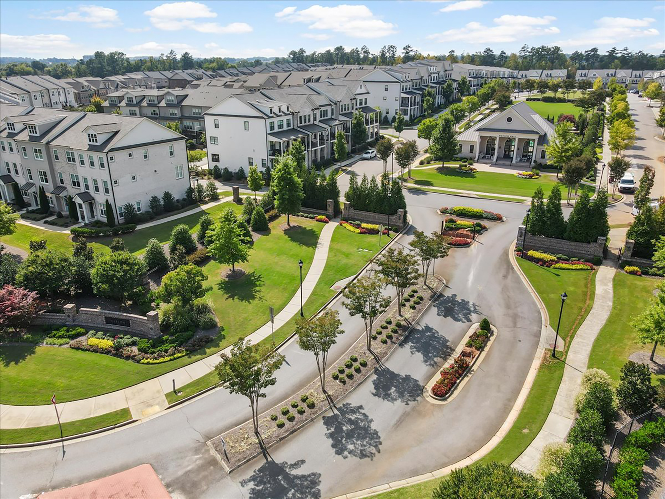  Beautifully Maintained Townhome in Gated Community - 物件實景