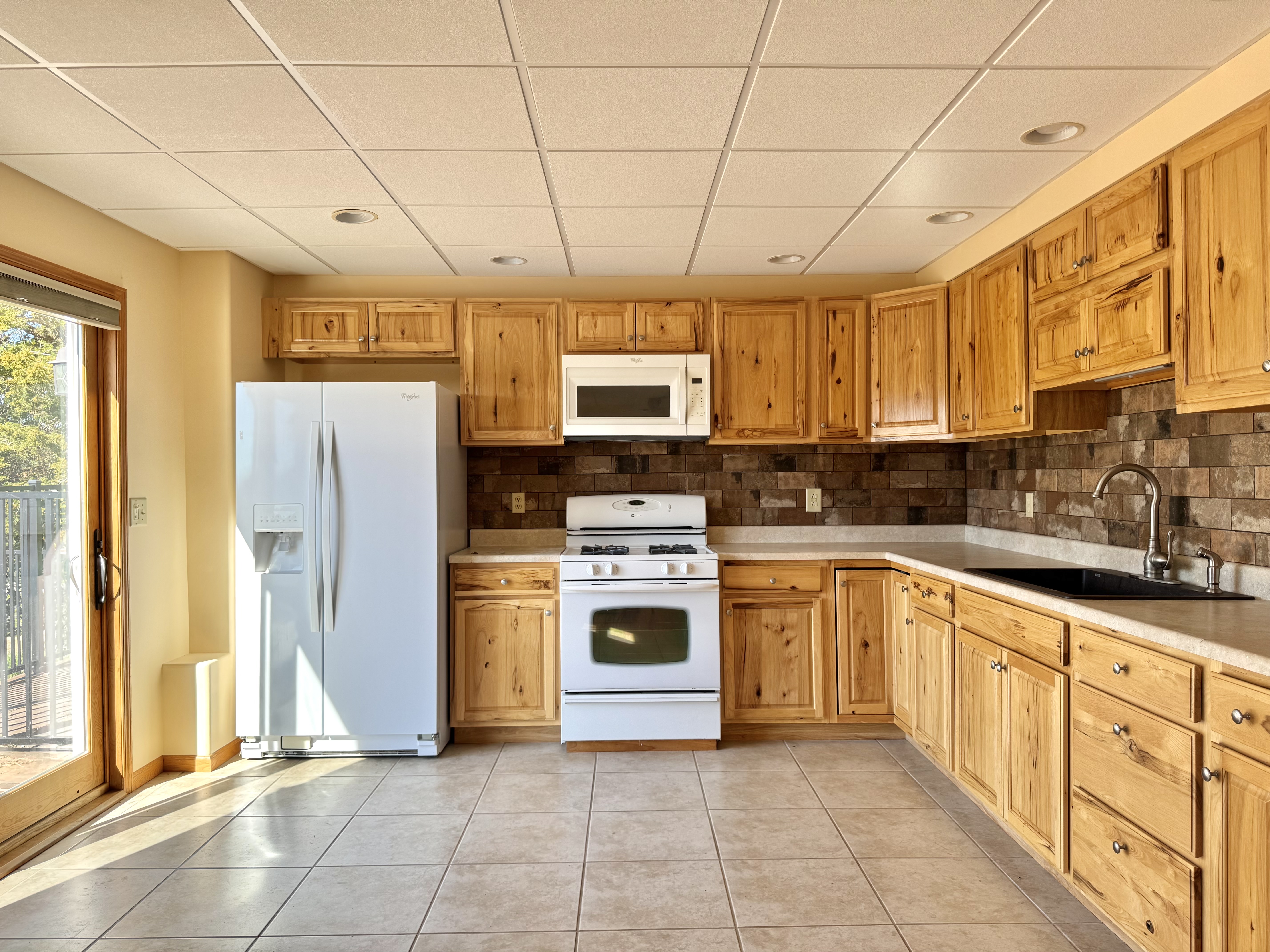 Catskill, New York, 12414, United States, 4 Bedrooms Bedrooms, ,3 BathroomsBathrooms,Residential,For Sale,1977487