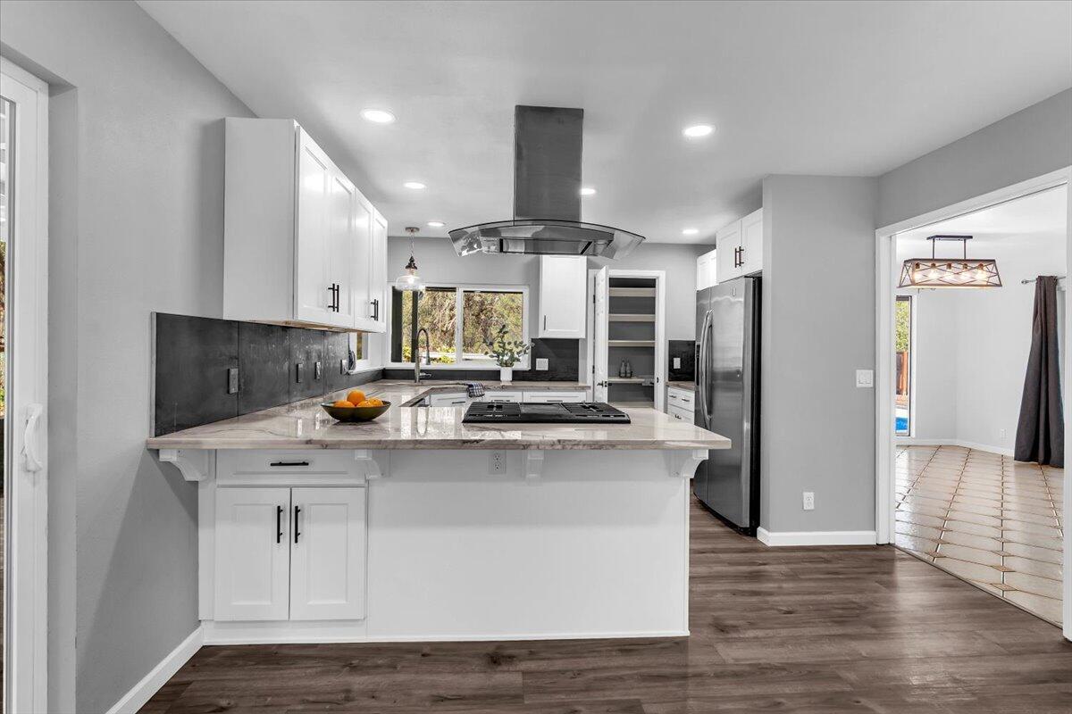 Redding, California, 96001, United States, 4 Bedrooms Bedrooms, ,3 BathroomsBathrooms,Residential,For Sale,1948468