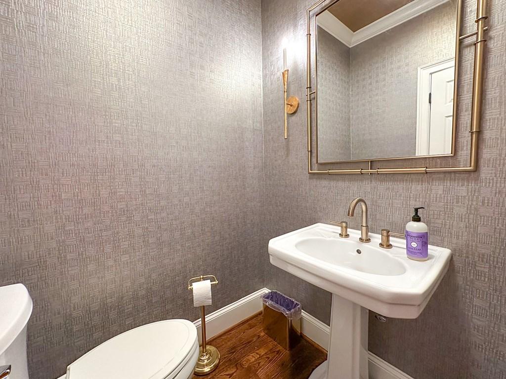 DALTON, Georgia, 30720, United States, 5 Bedrooms Bedrooms, ,5 BathroomsBathrooms,Residential,For Sale,1939642