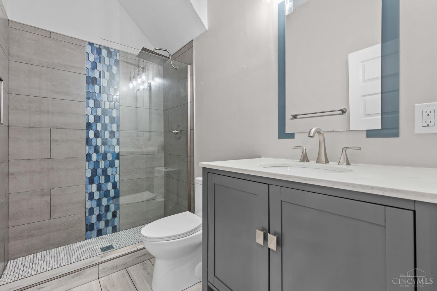 Cincinnati, Ohio, 45206, United States, 3 Bedrooms Bedrooms, ,3 BathroomsBathrooms,Residential,For Sale,1997229