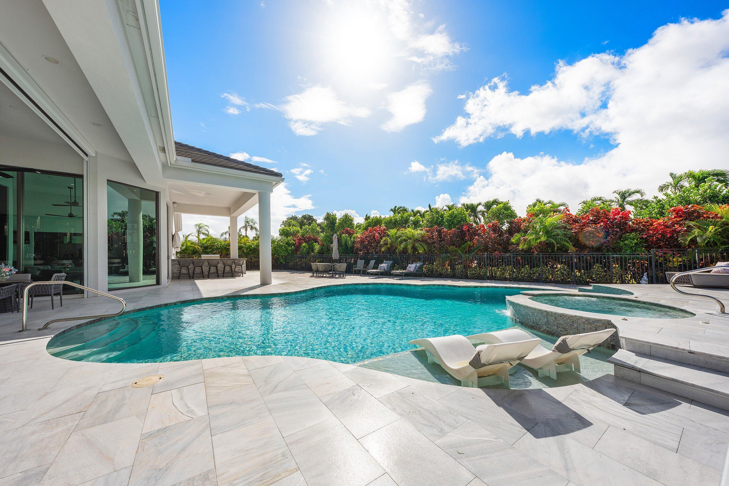 Boca Raton, Florida, 33487, United States, 5 Bedrooms Bedrooms, ,5 BathroomsBathrooms,Residential,For Sale,1995624