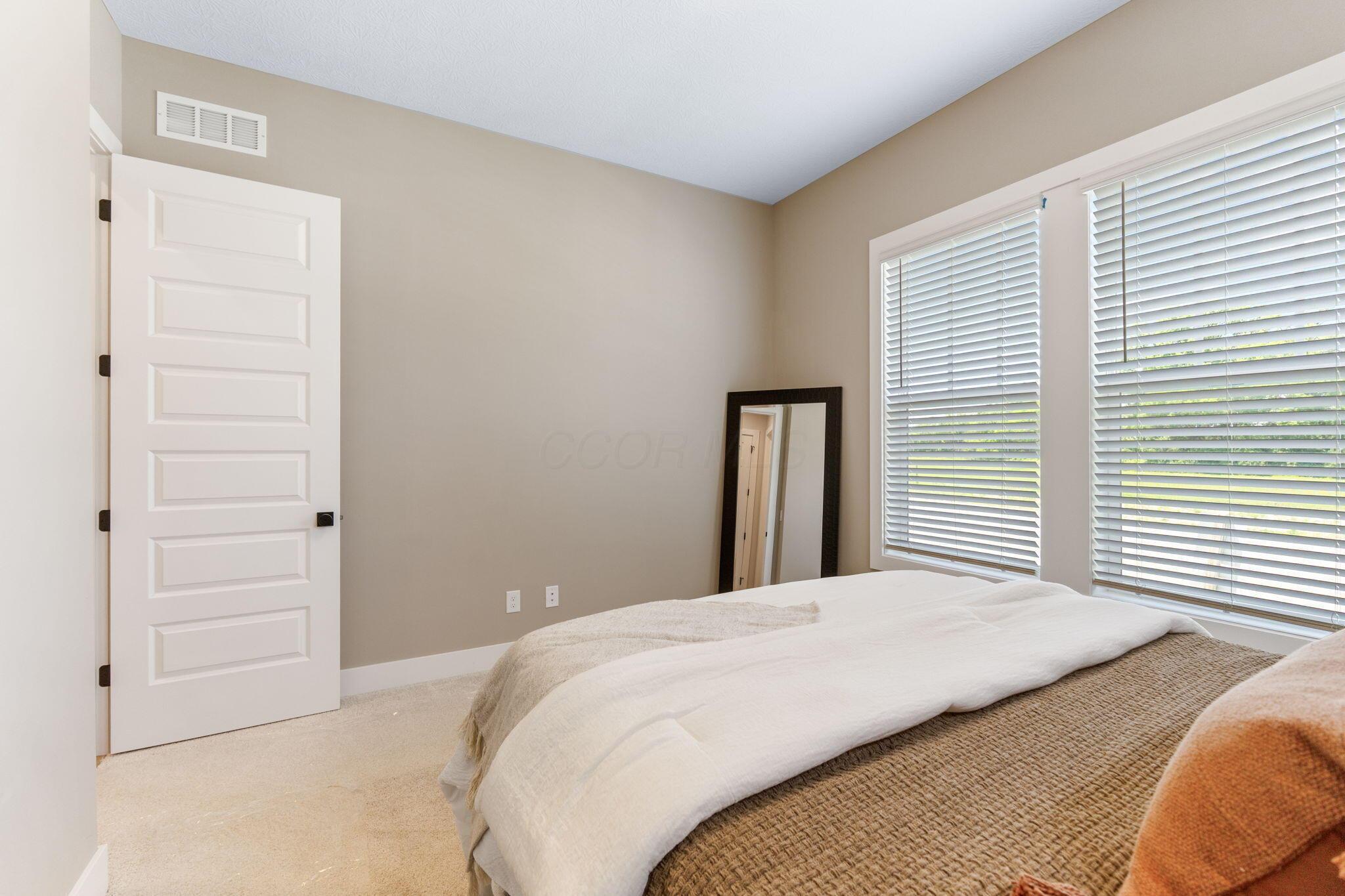 Lewis Center, Ohio, 43035, United States, 2 Bedrooms Bedrooms, ,2 BathroomsBathrooms,Residential,For Sale,2003347