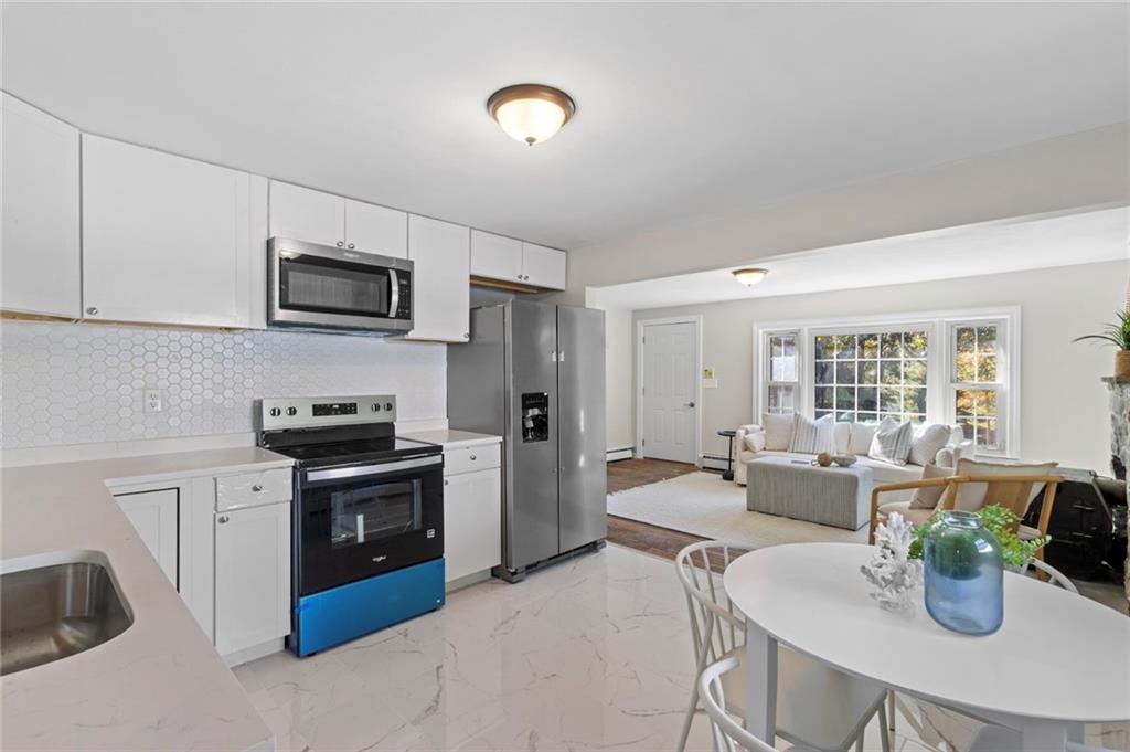 Jamestown, Rhode Island, 02835, United States, 3 Bedrooms Bedrooms, ,1 BathroomBathrooms,Residential,For Sale,2044275