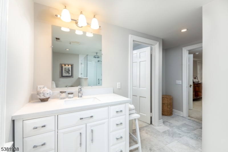Chatham Boro, New Jersey, 07928, United States, 4 Bedrooms Bedrooms, ,3 BathroomsBathrooms,Residential,For Sale,1941071