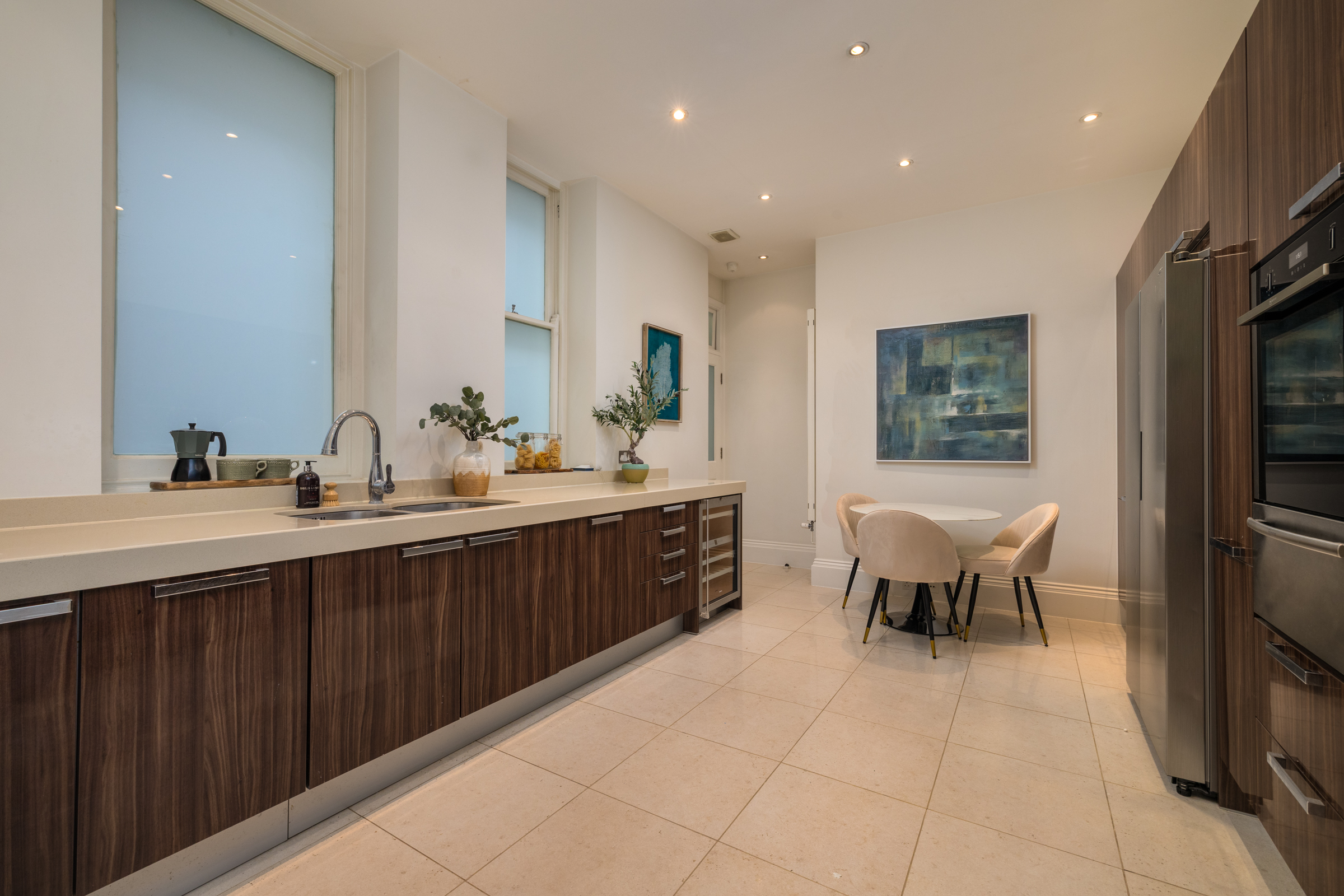  A Grand Lateral Apartment in a Gated Marylebone Mansion Block - 物件實景