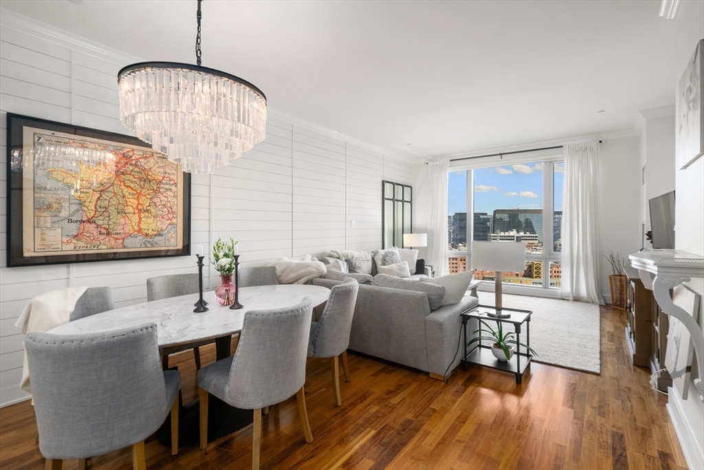Boston, Massachusetts, 02110, United States, 2 Bedrooms Bedrooms, ,3 BathroomsBathrooms,Residential,For Sale,1868847