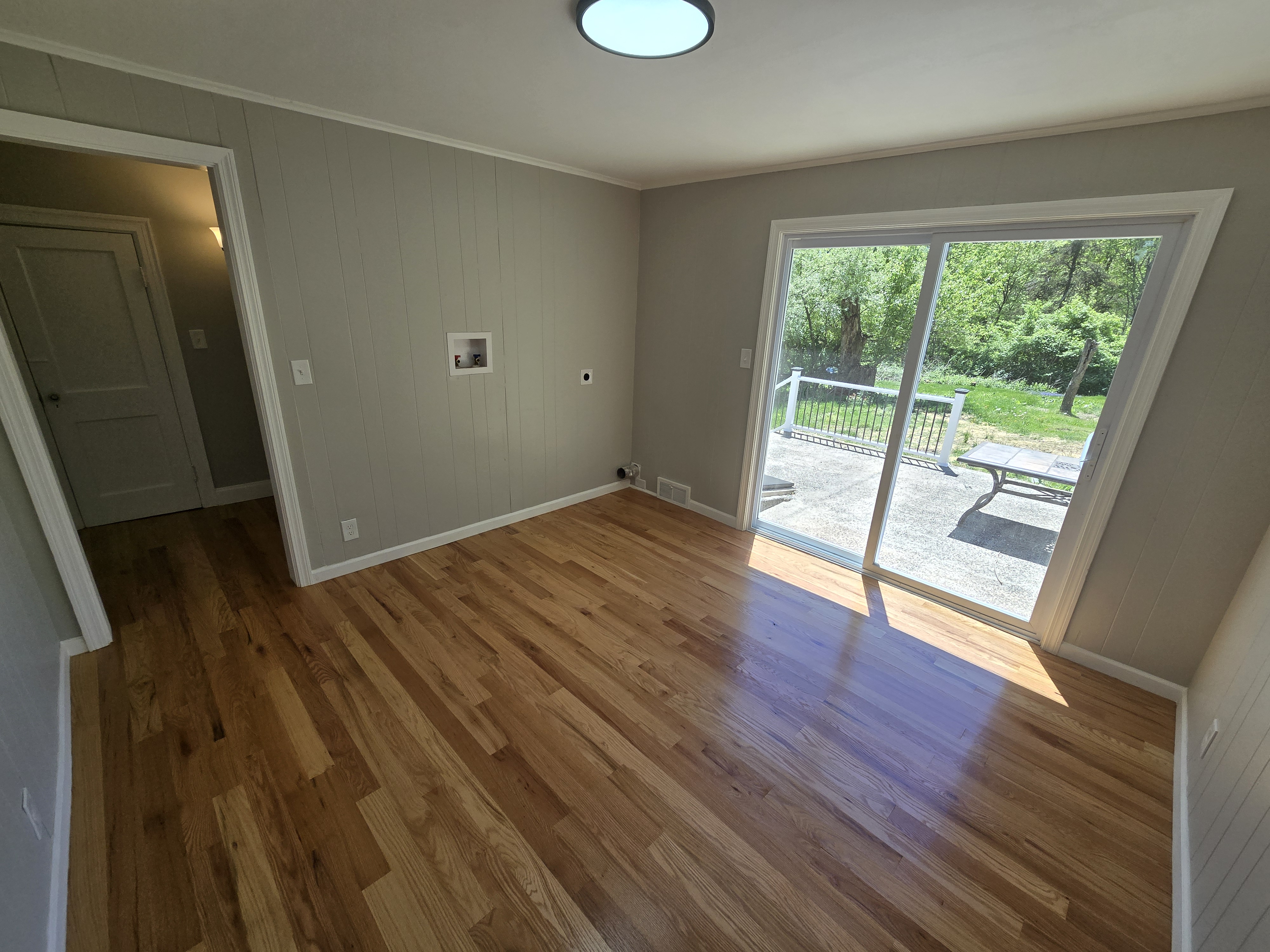Beacon Falls, Connecticut, 06403, United States, 5 Bedrooms Bedrooms, ,2 BathroomsBathrooms,Residential,For Sale,2045464