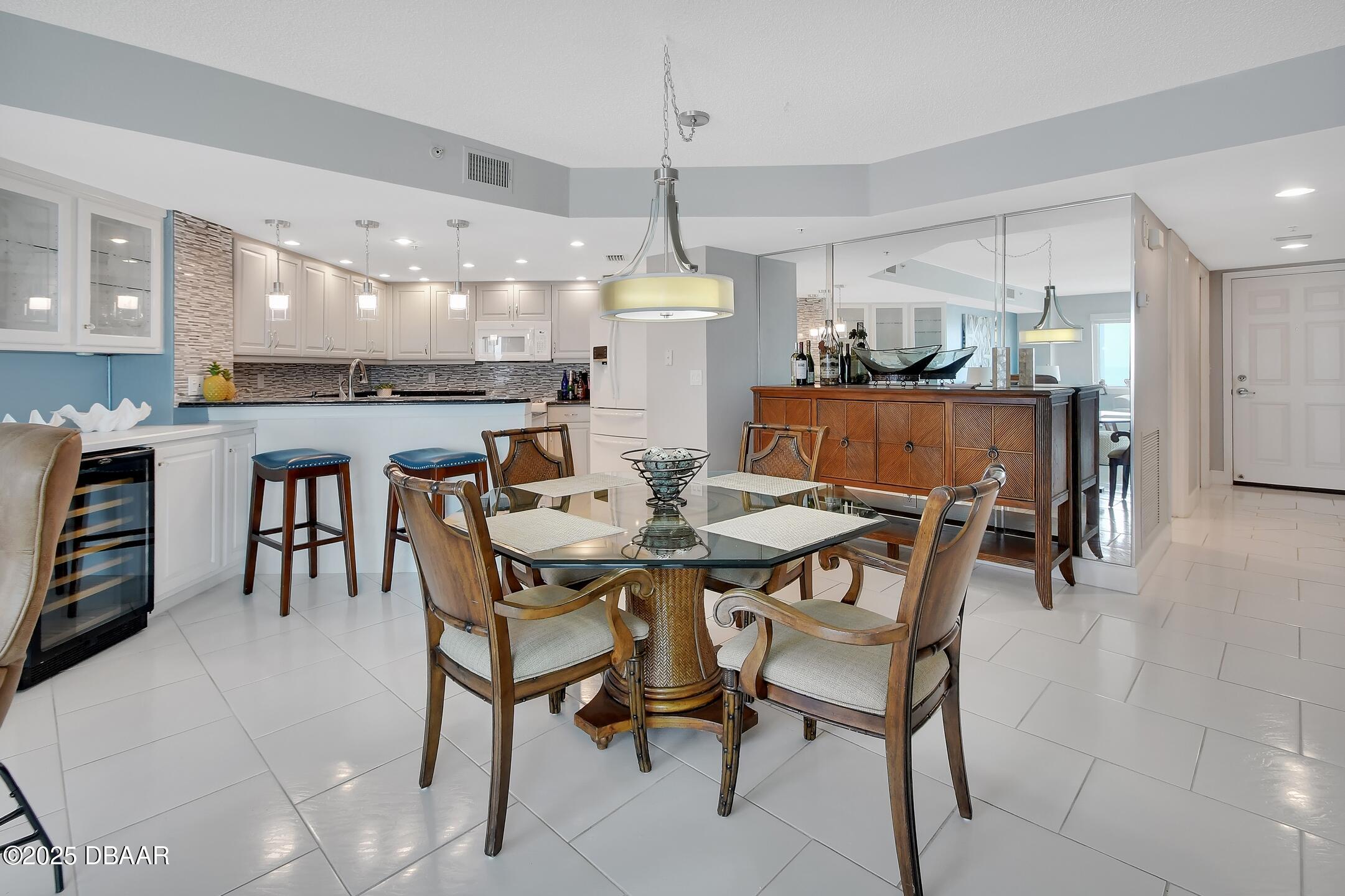 Daytona Beach, Florida, 32118, United States, 2 Bedrooms Bedrooms, ,2 BathroomsBathrooms,Residential,For Sale,1906573
