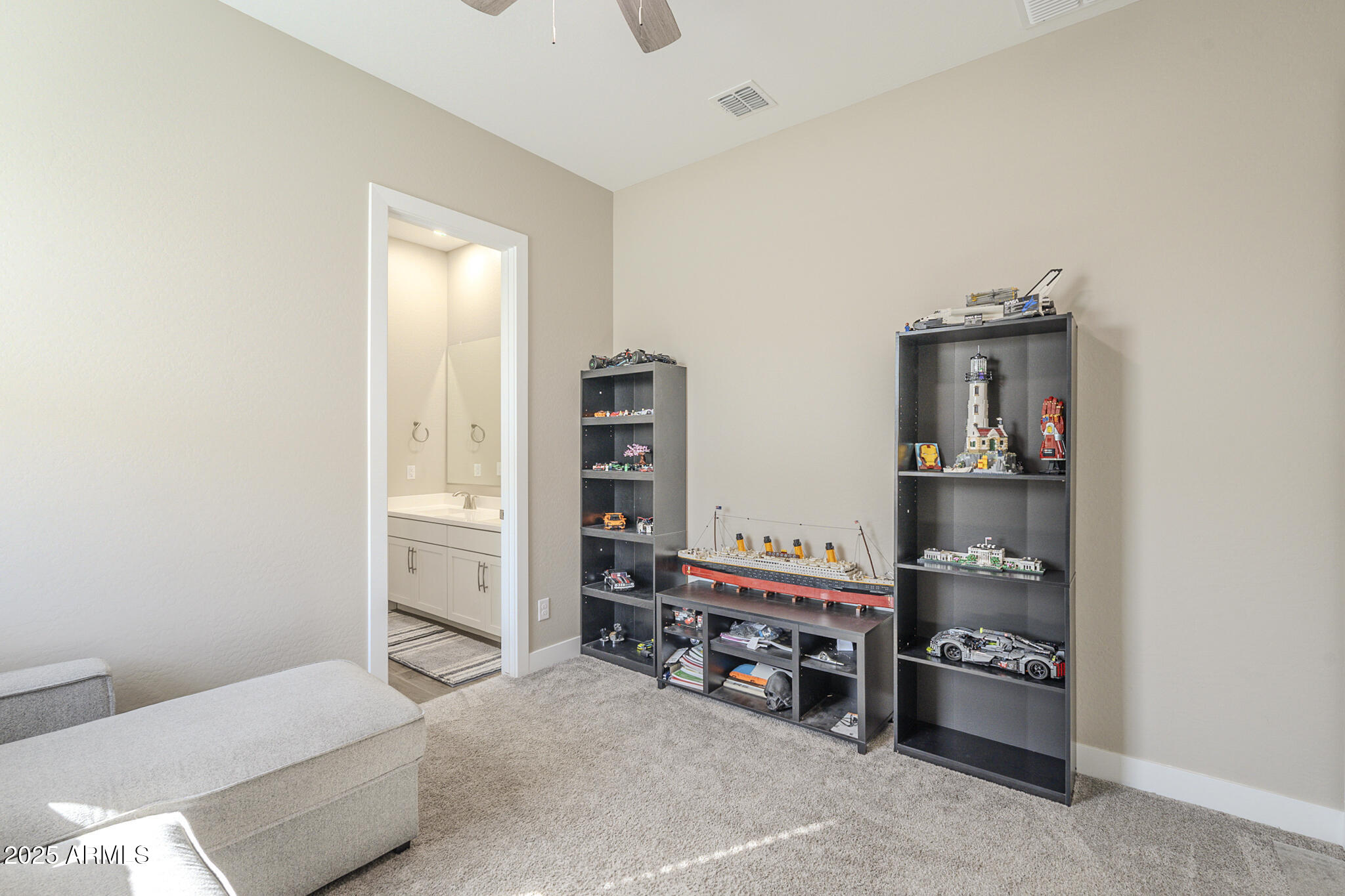 Goodyear, Arizona, 85395, United States, 4 Bedrooms Bedrooms, ,Residential,For Sale,1752366