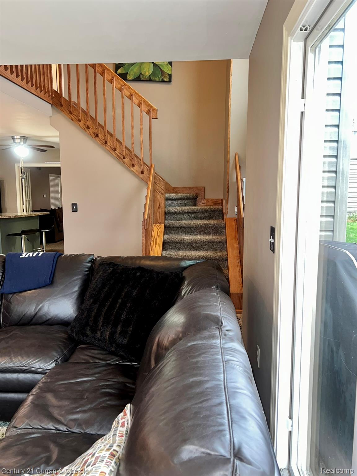 Jackson, Michigan, 49201, United States, 3 Bedrooms Bedrooms, ,3 BathroomsBathrooms,Residential,For Sale,1981223