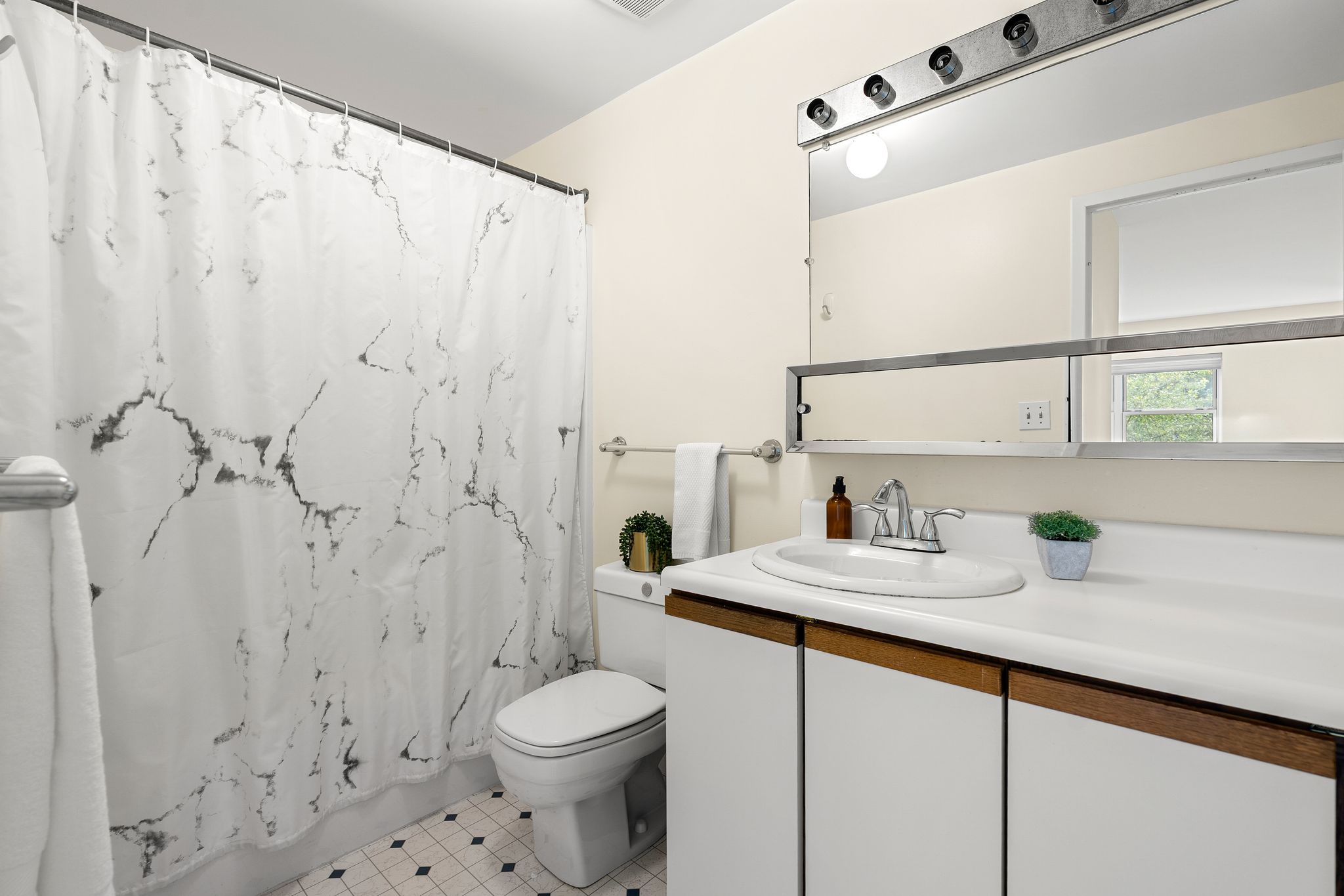  1 Watermill Place, Arlington, MA, 02476 - 物件實景