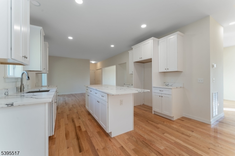 Washington Boro, New Jersey, 07882, United States, 4 Bedrooms Bedrooms, ,3 BathroomsBathrooms,Residential,For Sale,1988222