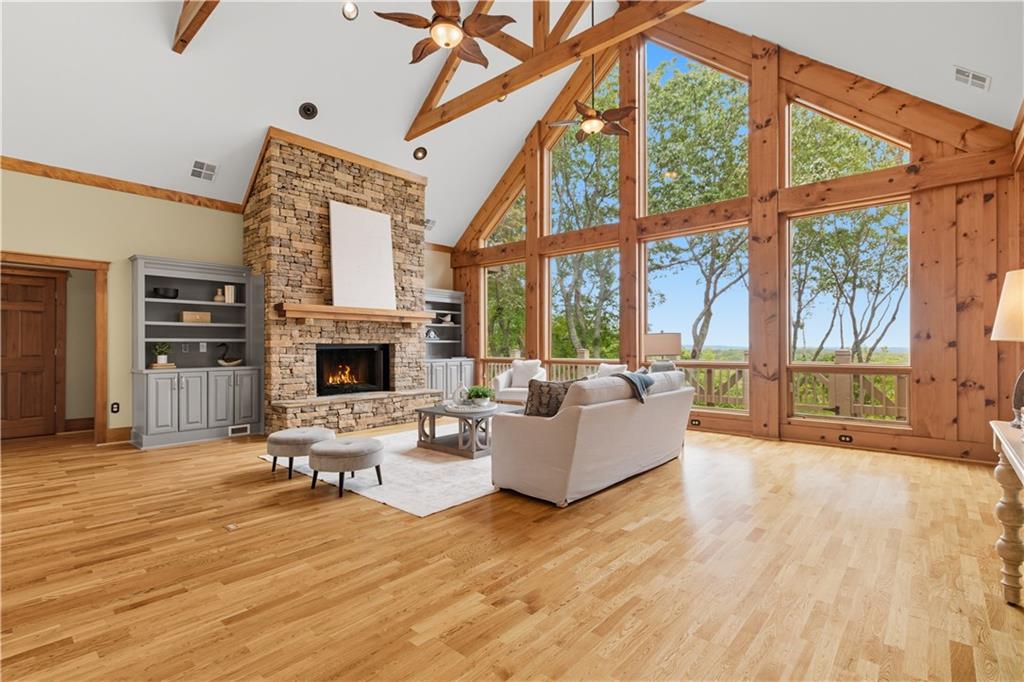 Big Canoe, Georgia, 30143, United States, 4 Bedrooms Bedrooms, ,4 BathroomsBathrooms,Residential,For Sale,1975574