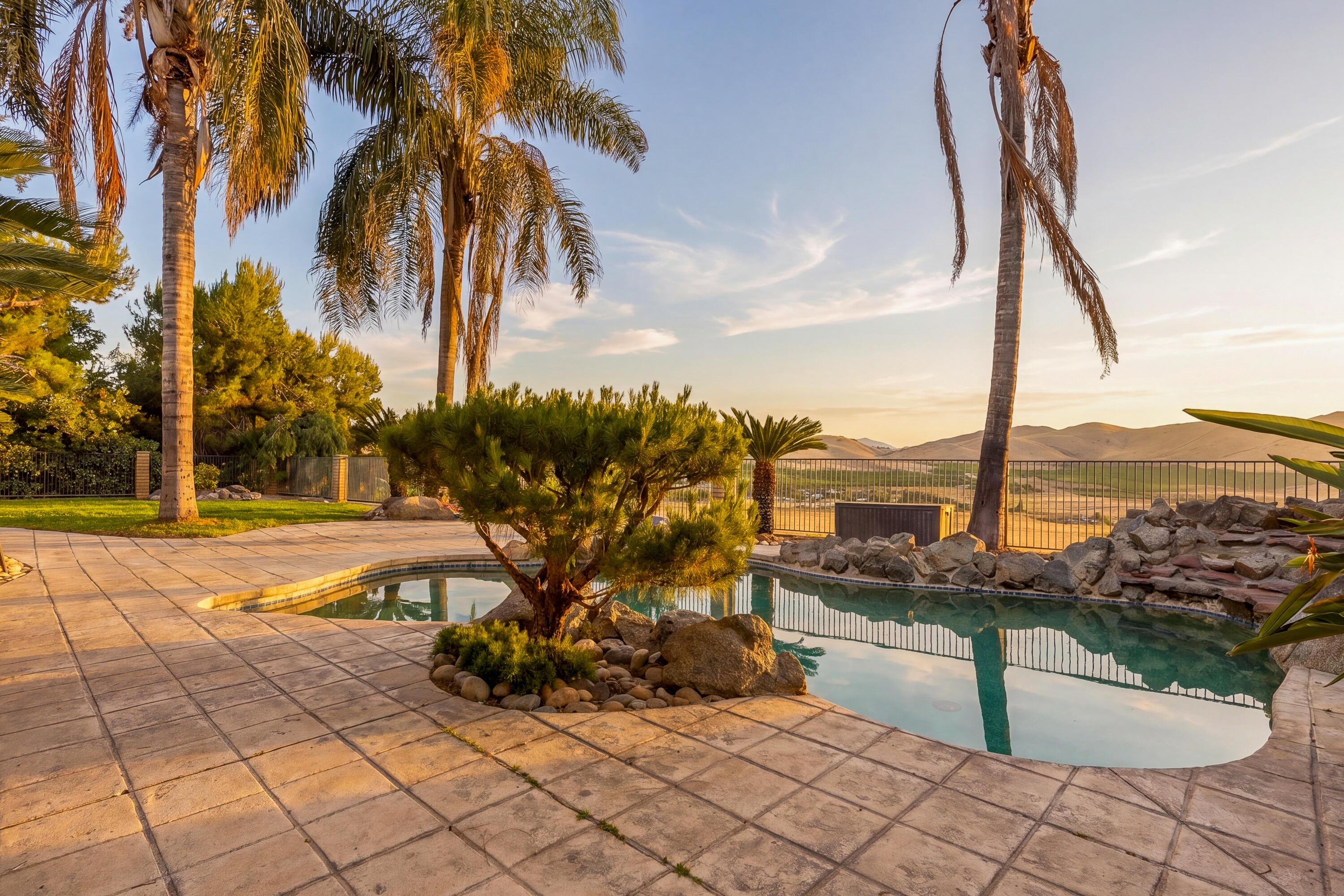 Porterville, California, 93257, United States, 4 Bedrooms Bedrooms, ,2 BathroomsBathrooms,Residential,For Sale,2020854