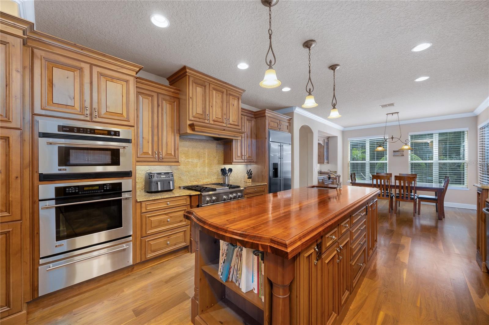 Sanford, Florida, 32771, United States, 4 Bedrooms Bedrooms, ,3 BathroomsBathrooms,Residential,For Sale,1987443