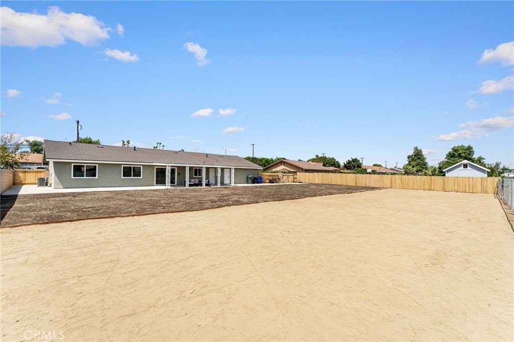 Montclair, California, 91763, United States, 4 Bedrooms Bedrooms, ,2 BathroomsBathrooms,Residential,For Sale,2048978