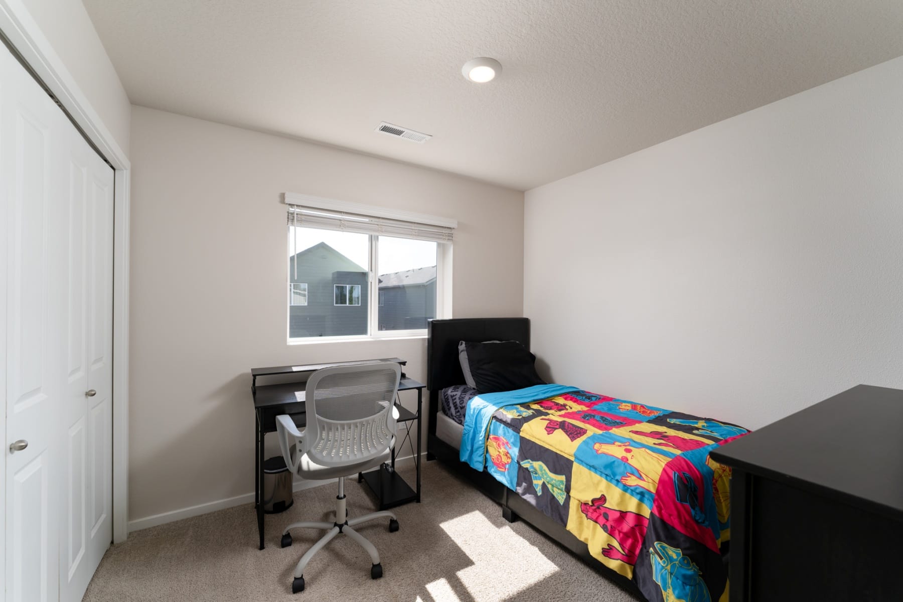  1999 KILLIAN SPRING DR Woodburn, OR 97071 - 物件實景