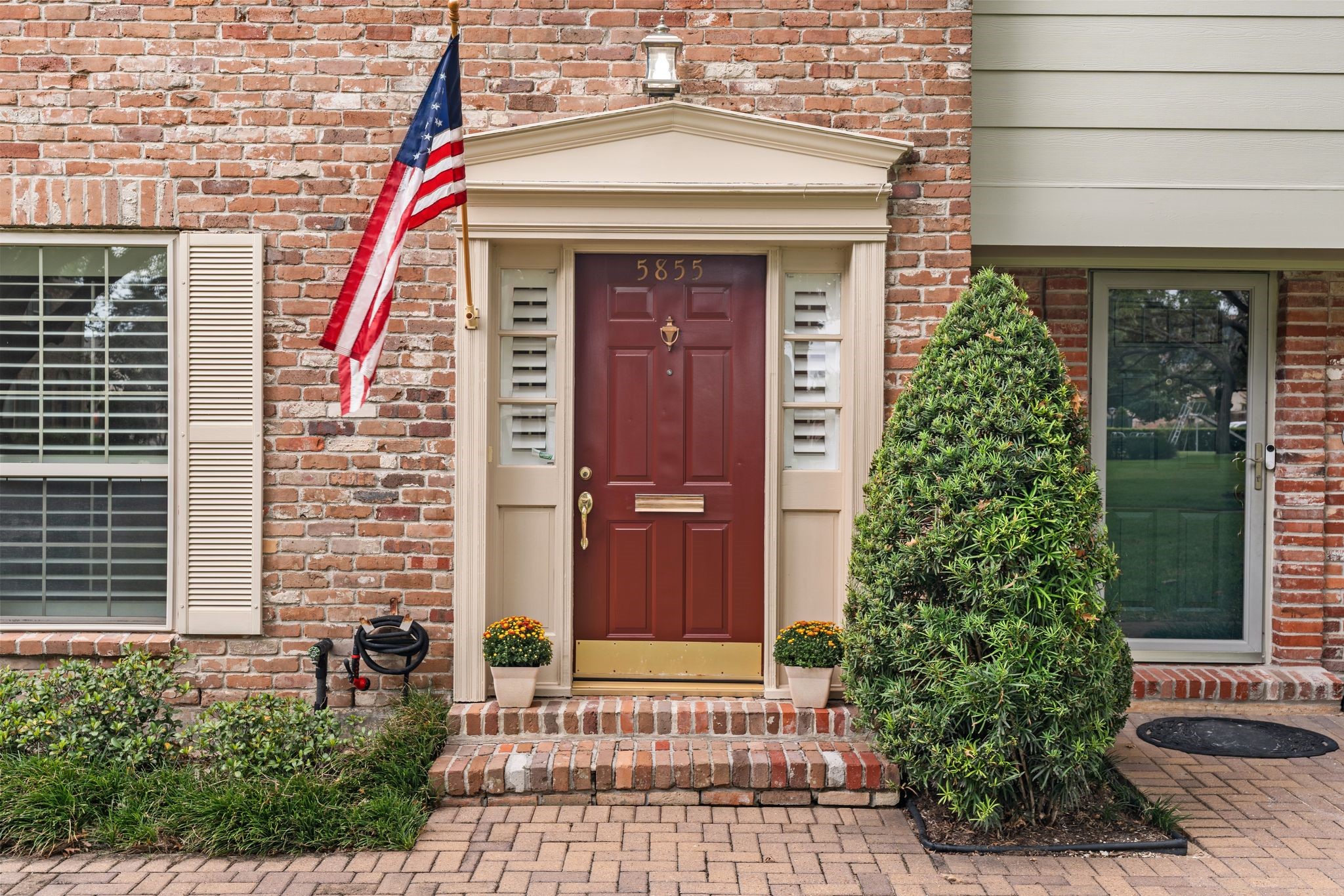  5855 Valley Forge Drive #109 - 物件實景