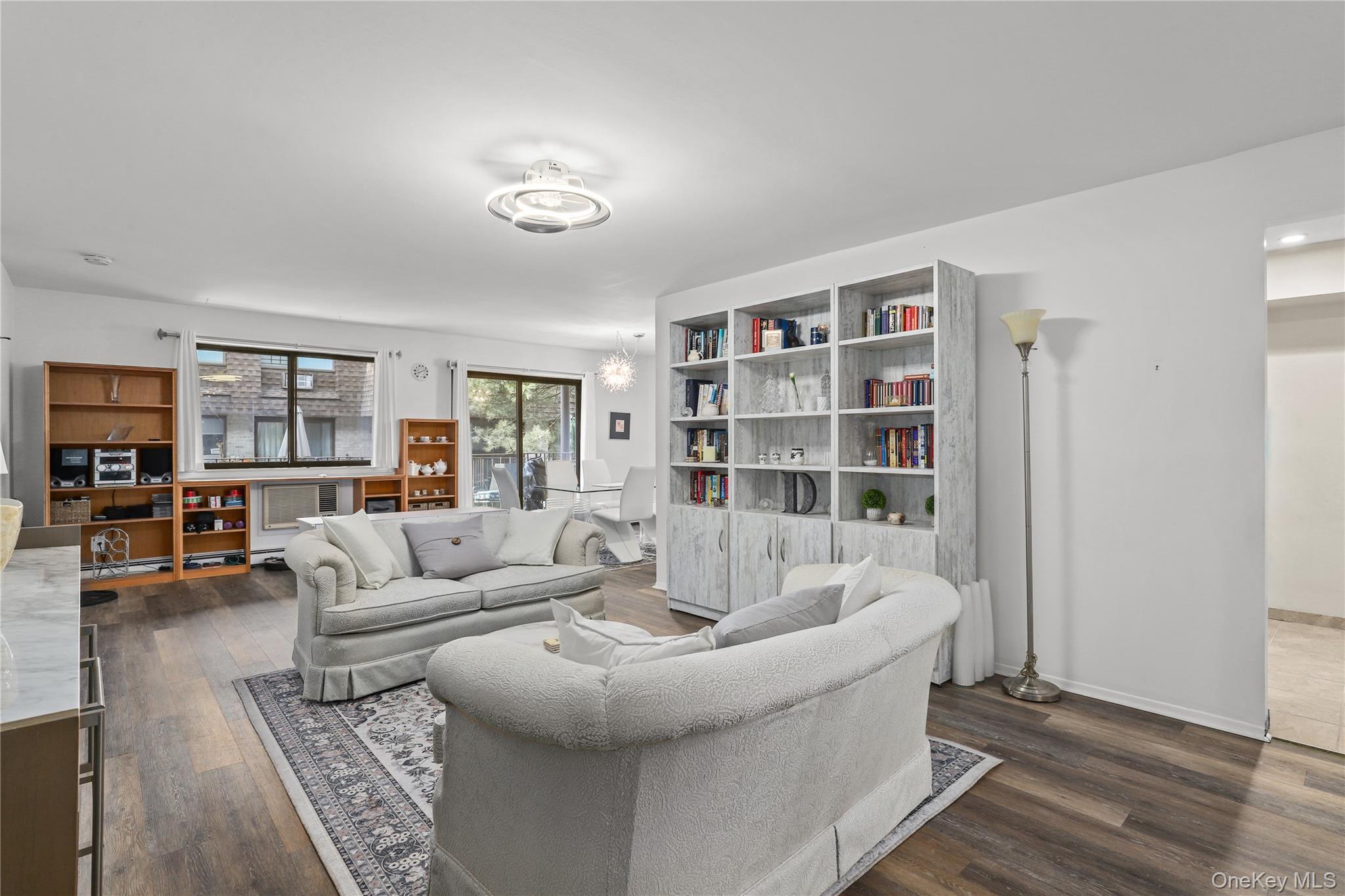 Briarcliff Manor, New York, 10562, United States, 2 Bedrooms Bedrooms, ,2 BathroomsBathrooms,Residential,For Sale,2010009