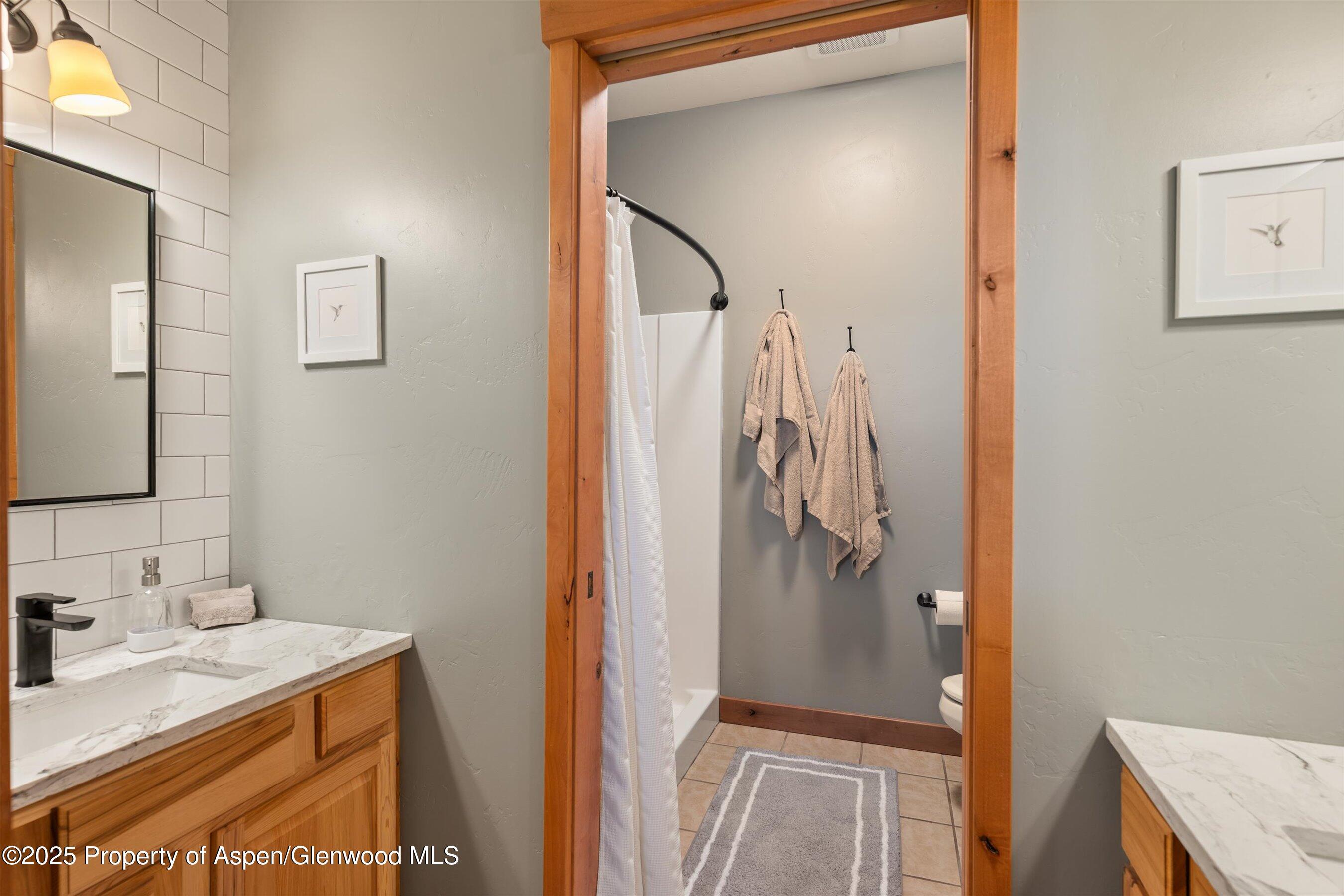 Glenwood Springs, Colorado, 81601, United States, 3 Bedrooms Bedrooms, ,3 BathroomsBathrooms,Residential,For Sale,1874511