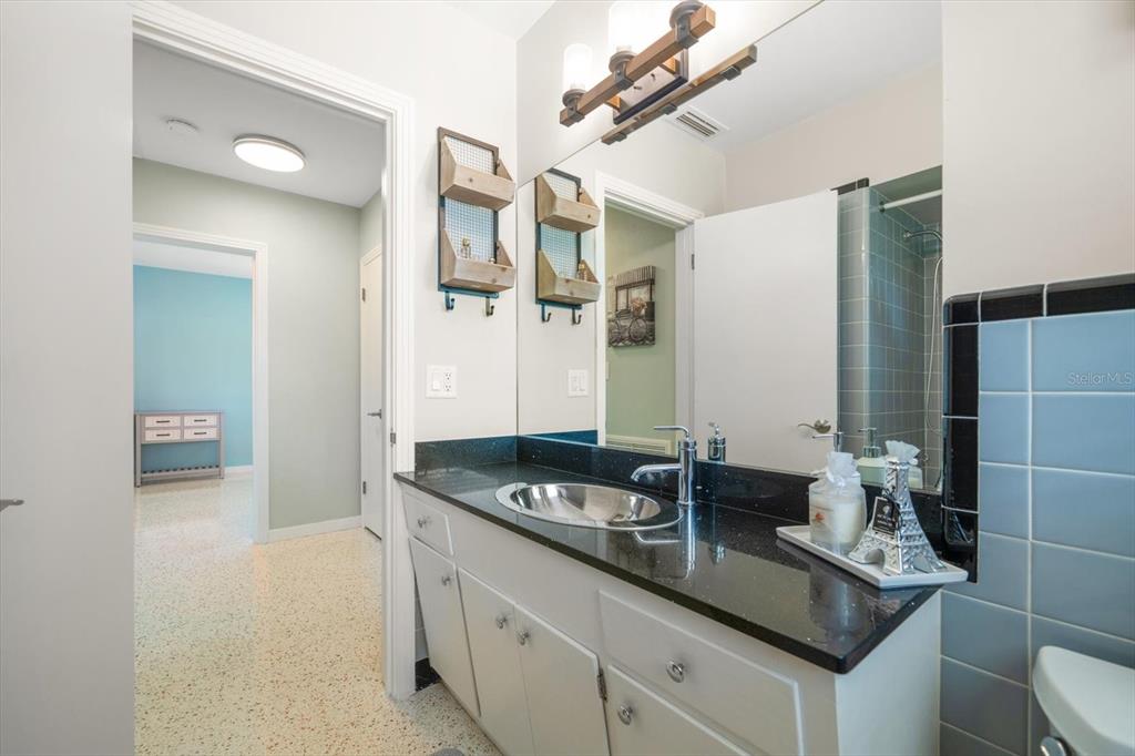 Belleair, Florida, 33756, United States, 2 Bedrooms Bedrooms, ,2 BathroomsBathrooms,Residential,For Sale,1988063