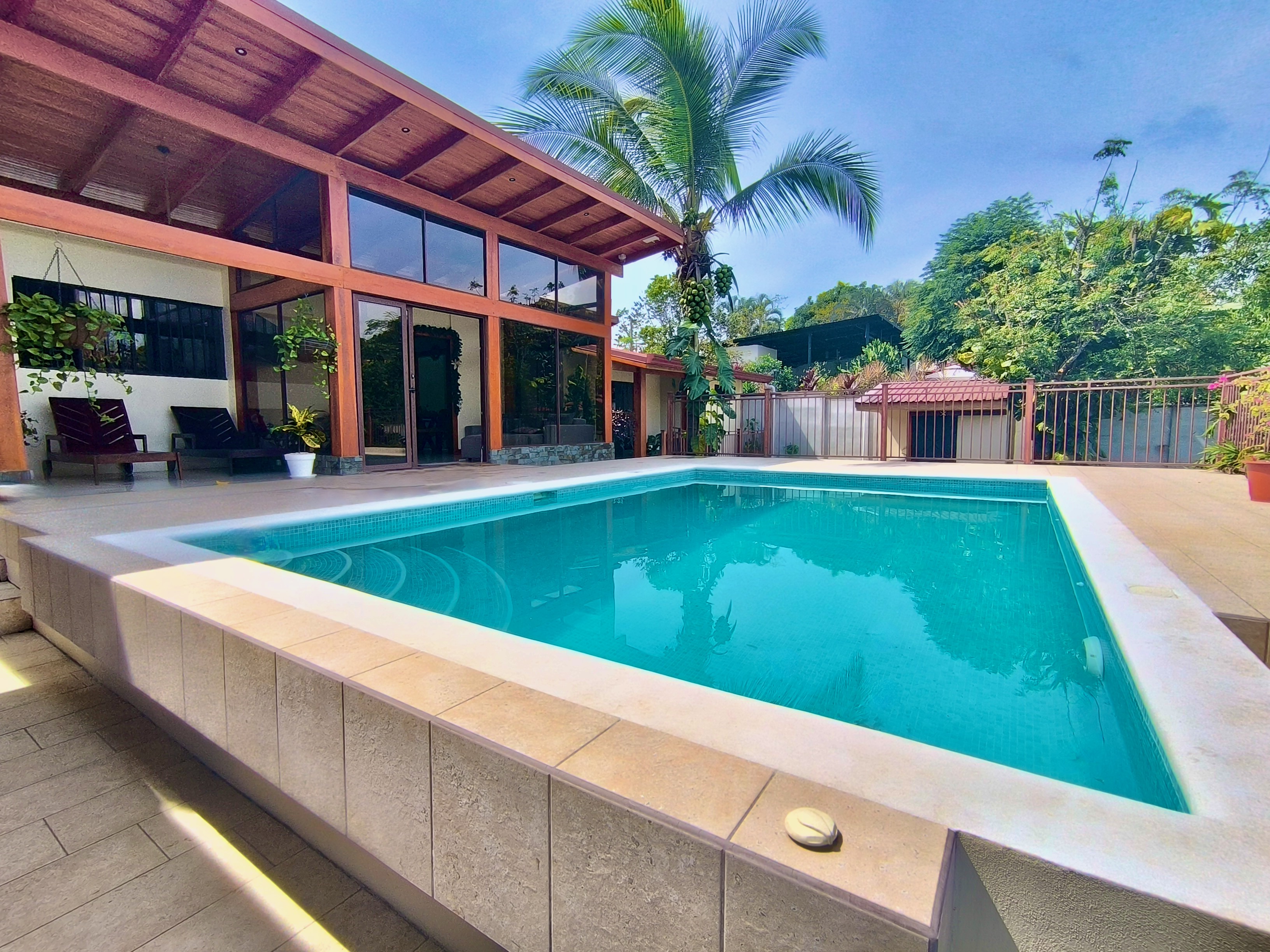 Atenas, Alajuela, CR, 4 Bedrooms Bedrooms, ,4 BathroomsBathrooms,Residential,For Sale,1687102